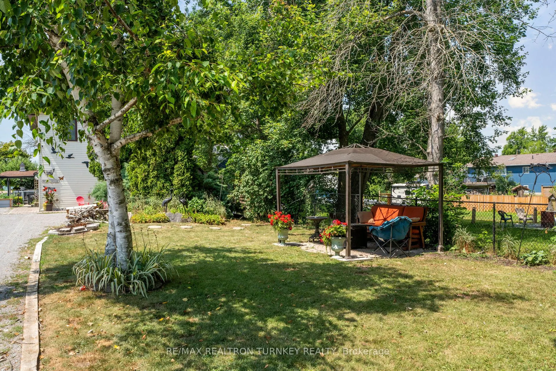 2727 Lone Birch Trail