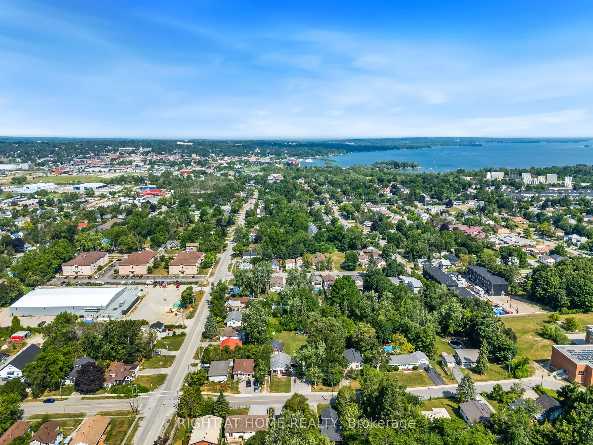 138 Simcoe Street