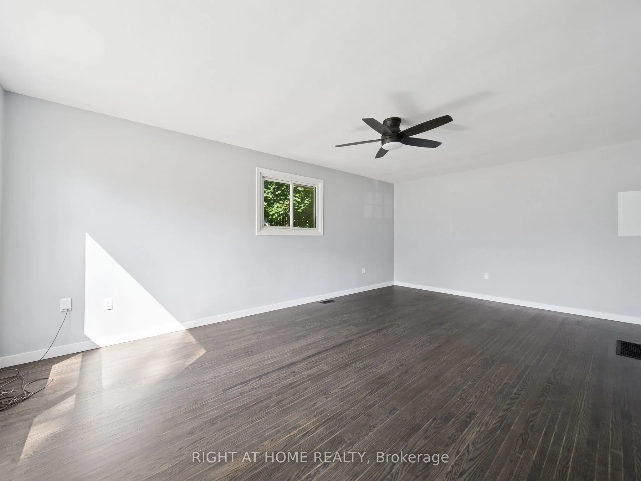 138 Simcoe Street