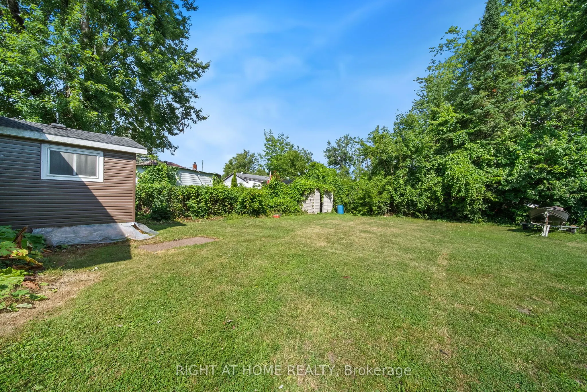 138 Simcoe Street