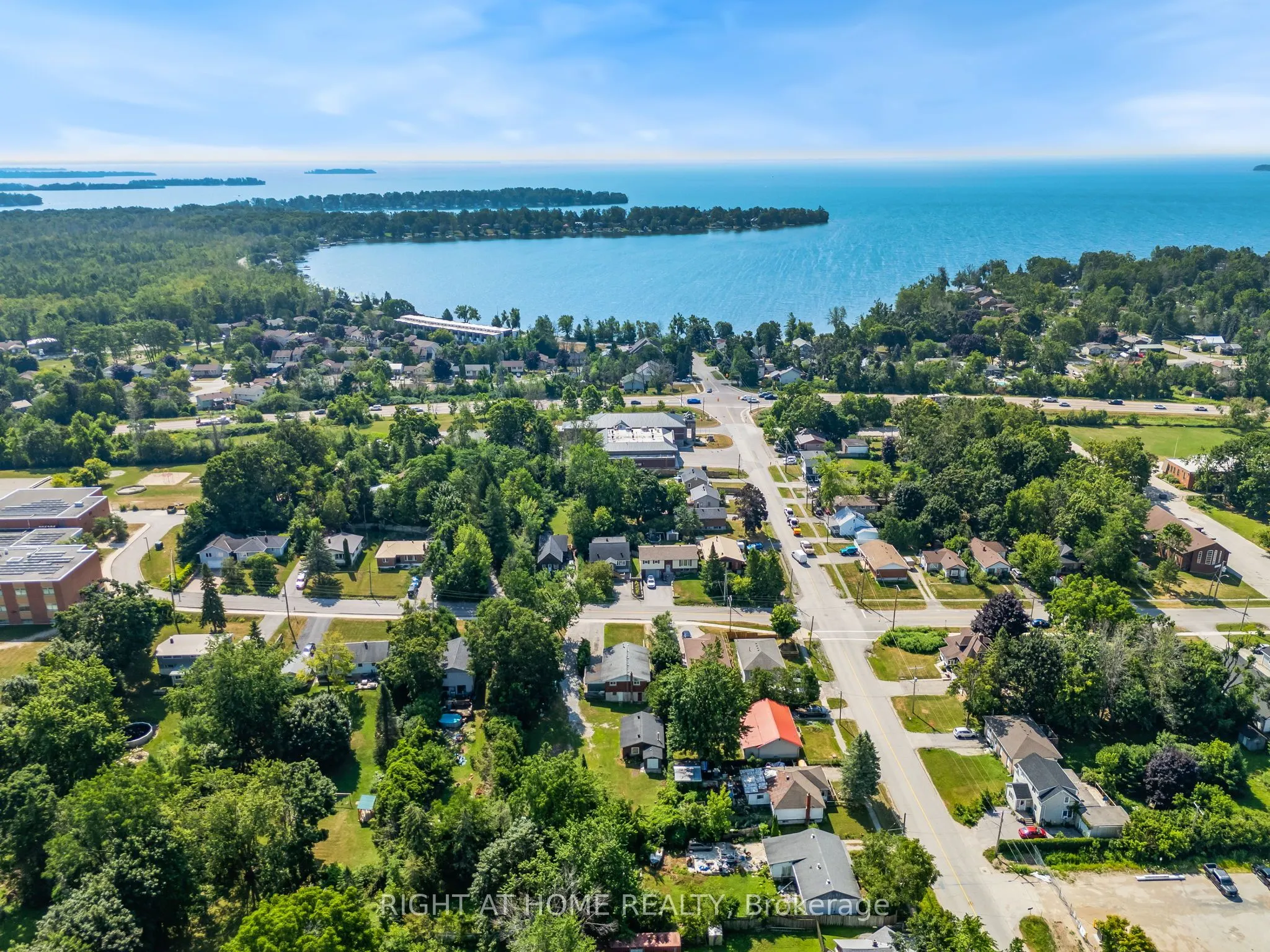 138 Simcoe Street