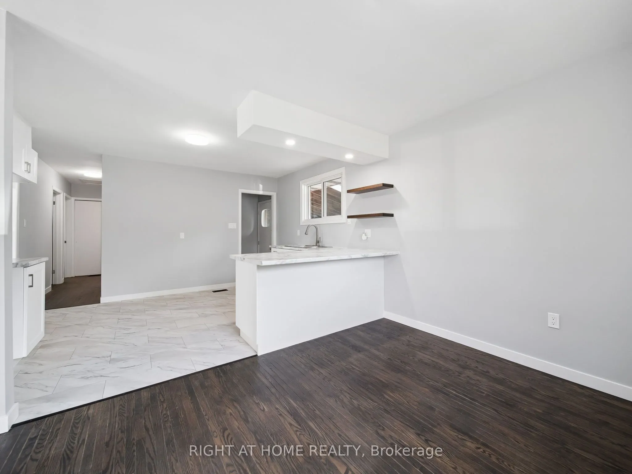 138 Simcoe Street