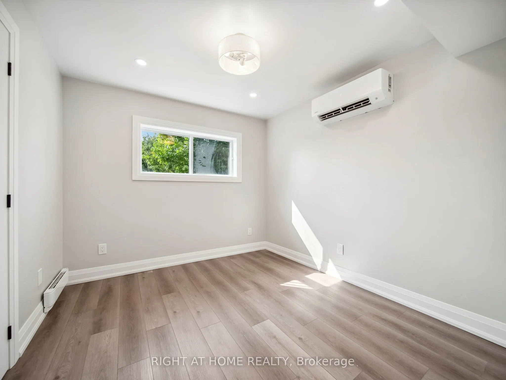 14 Christine -LOWER Place