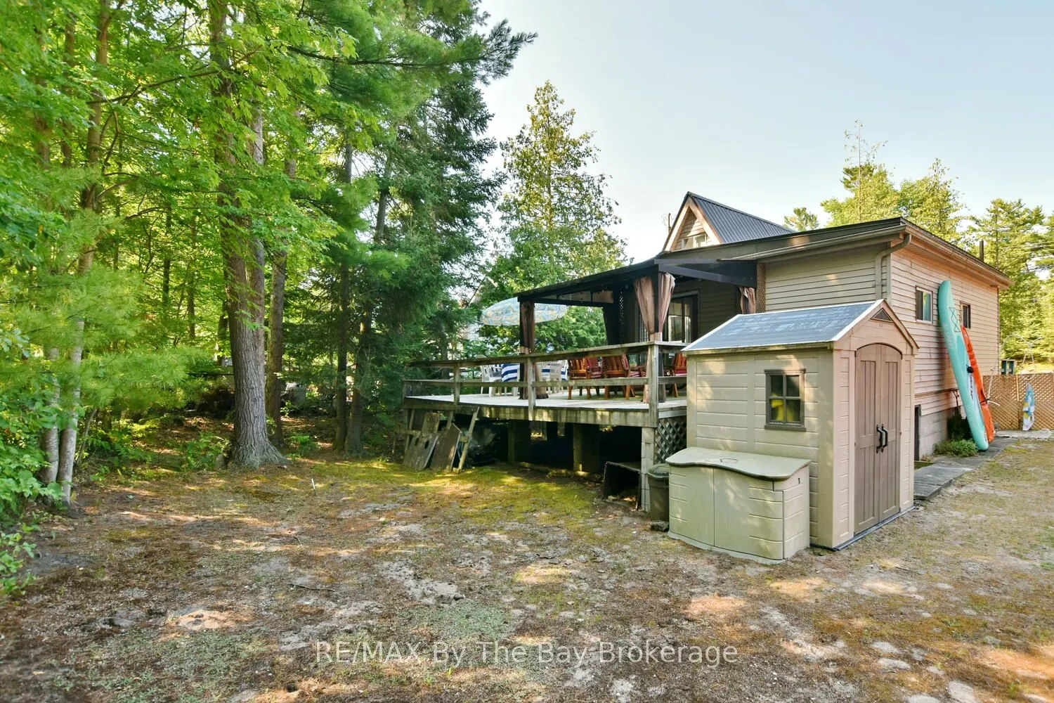 1335 River Road E