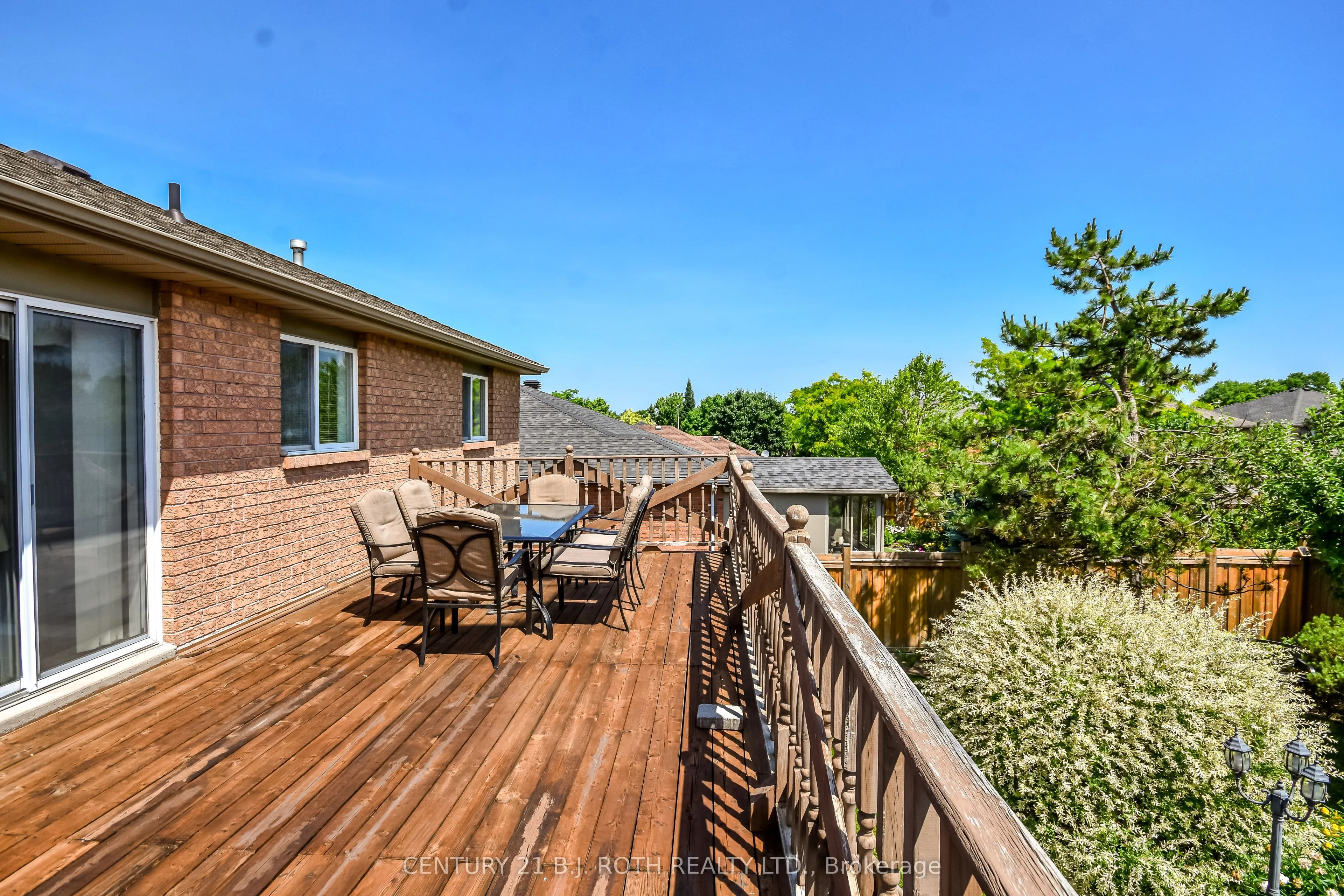 127 Golden Meadow Road