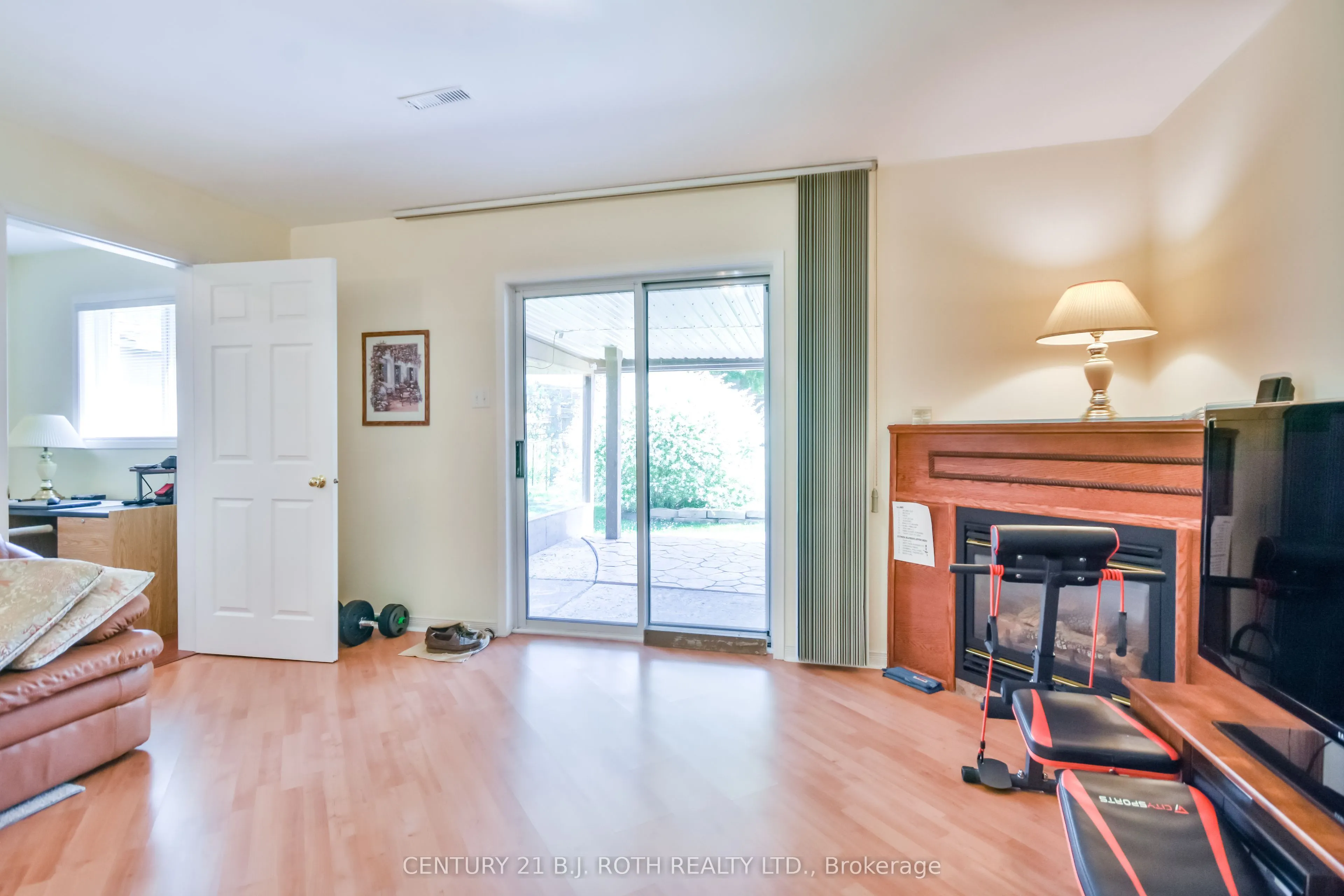 127 Golden Meadow Road
