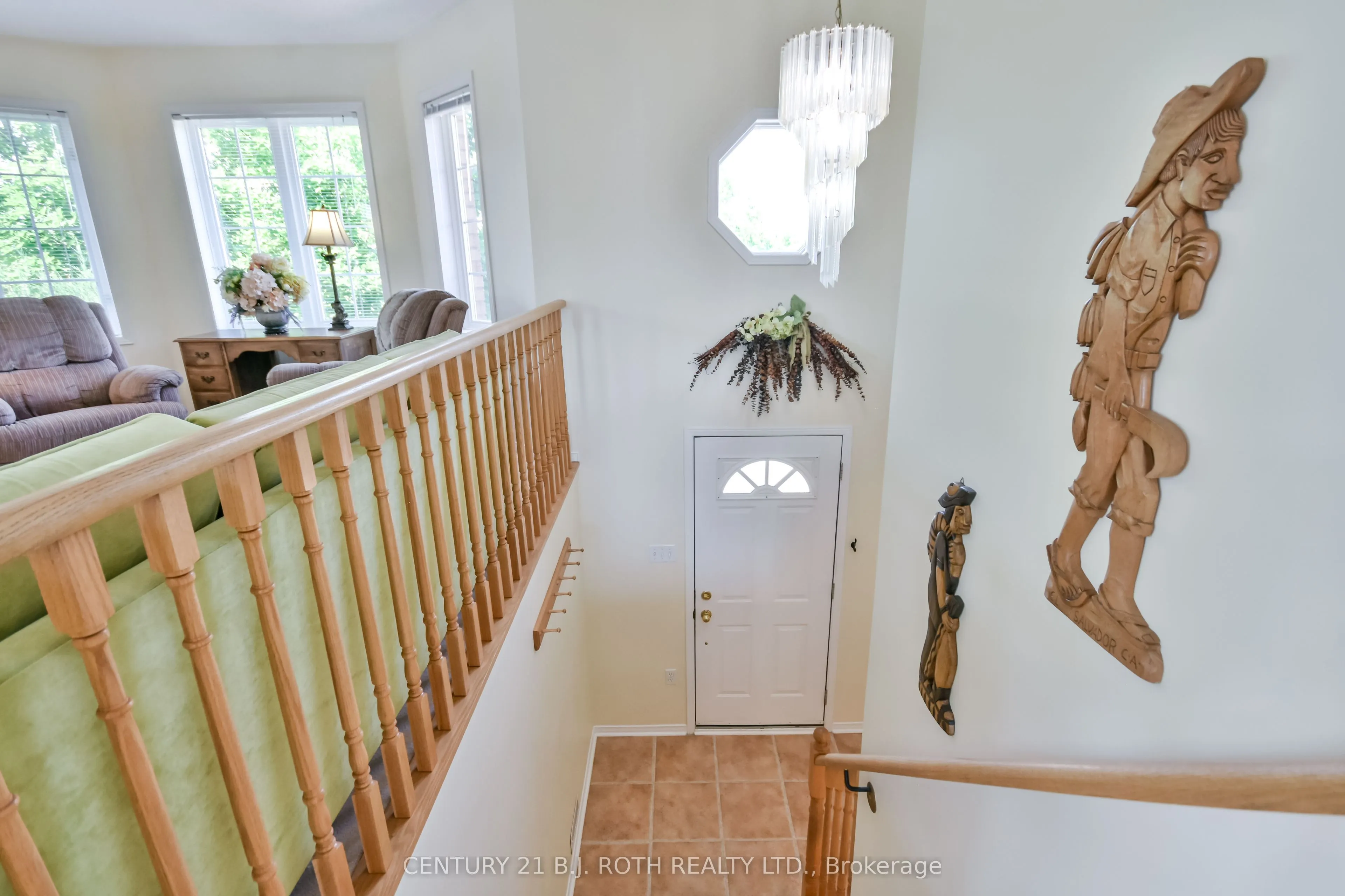 127 Golden Meadow Road