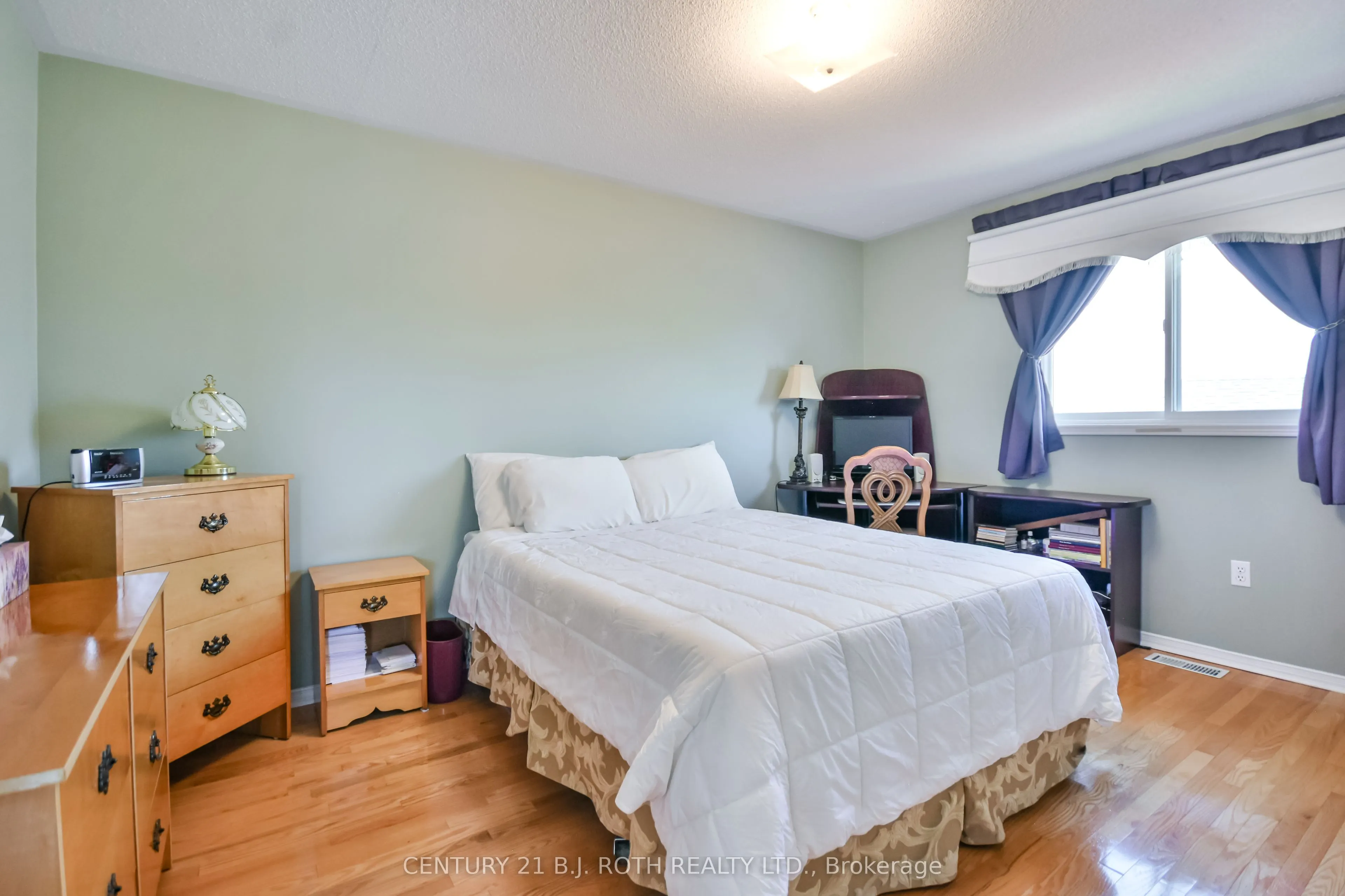 127 Golden Meadow Road