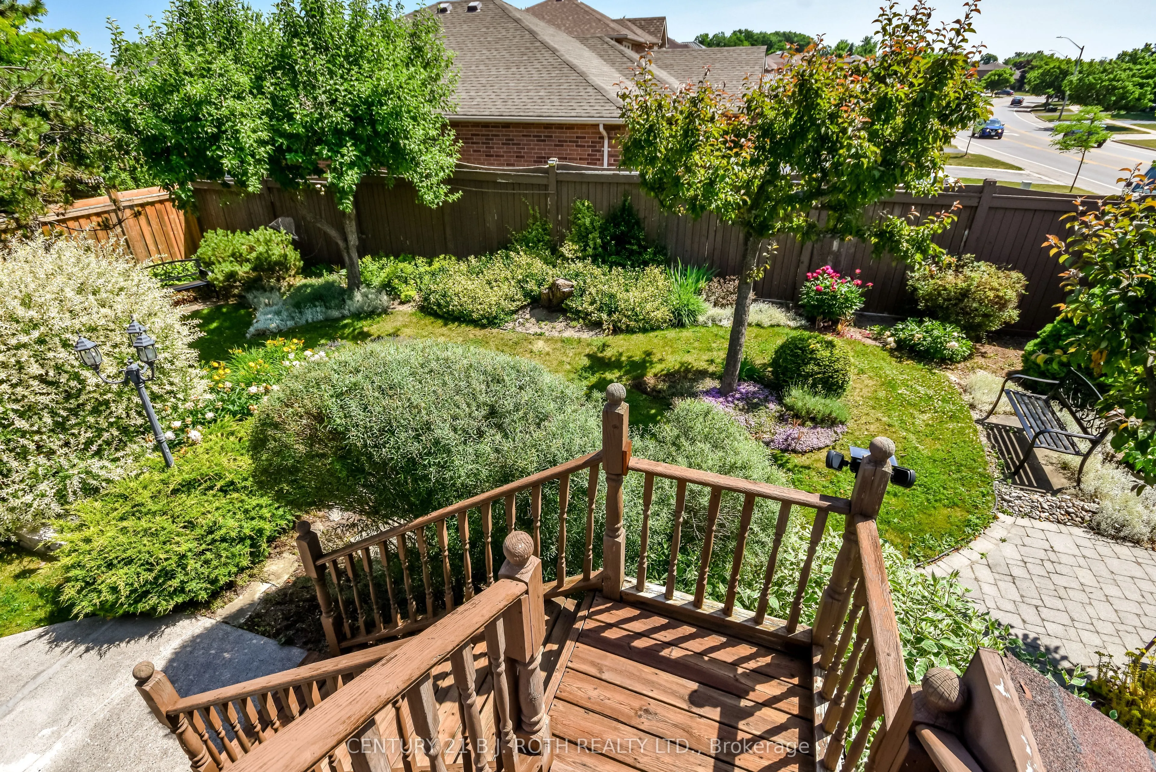 127 Golden Meadow Road