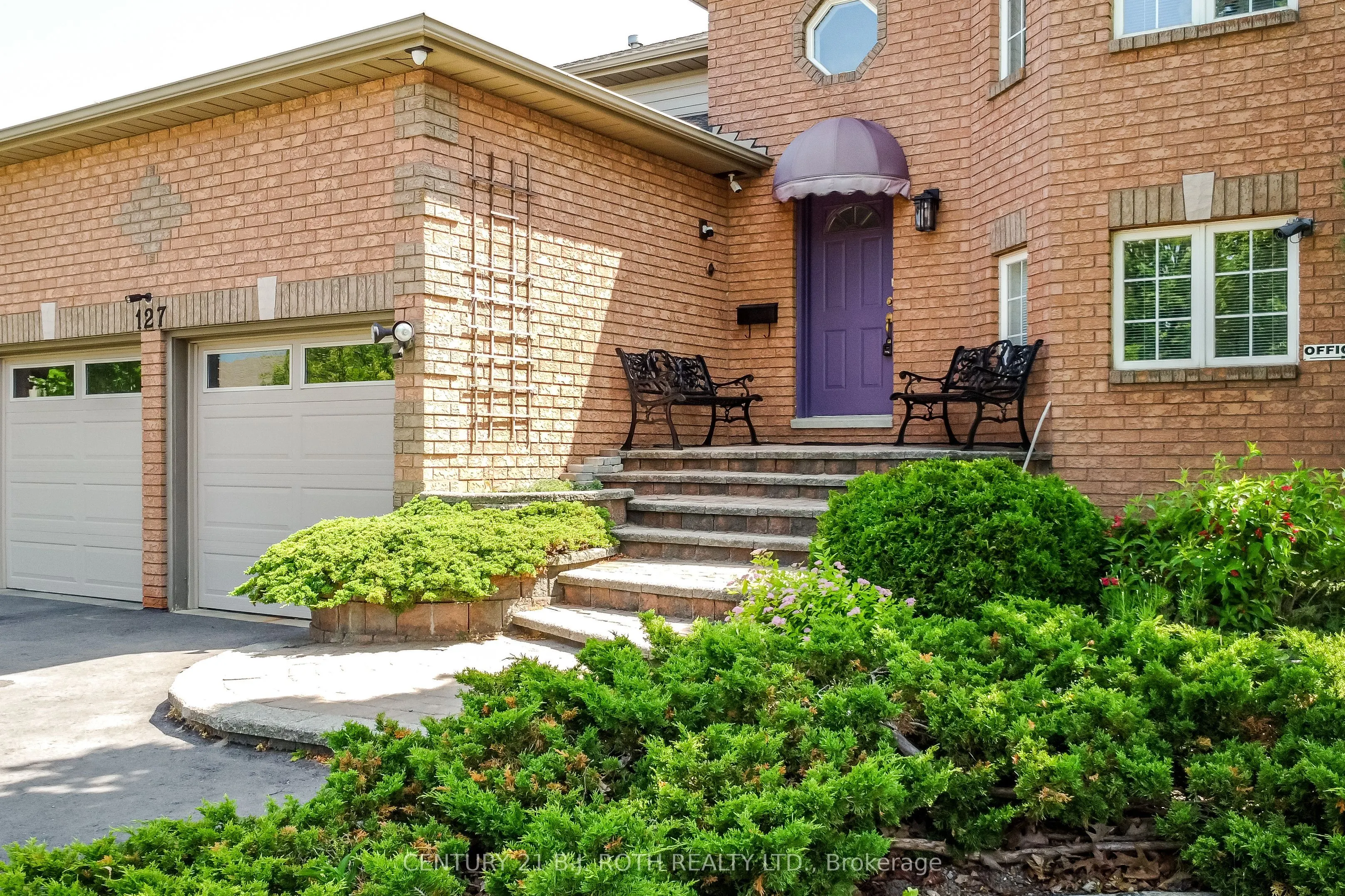 127 Golden Meadow Road