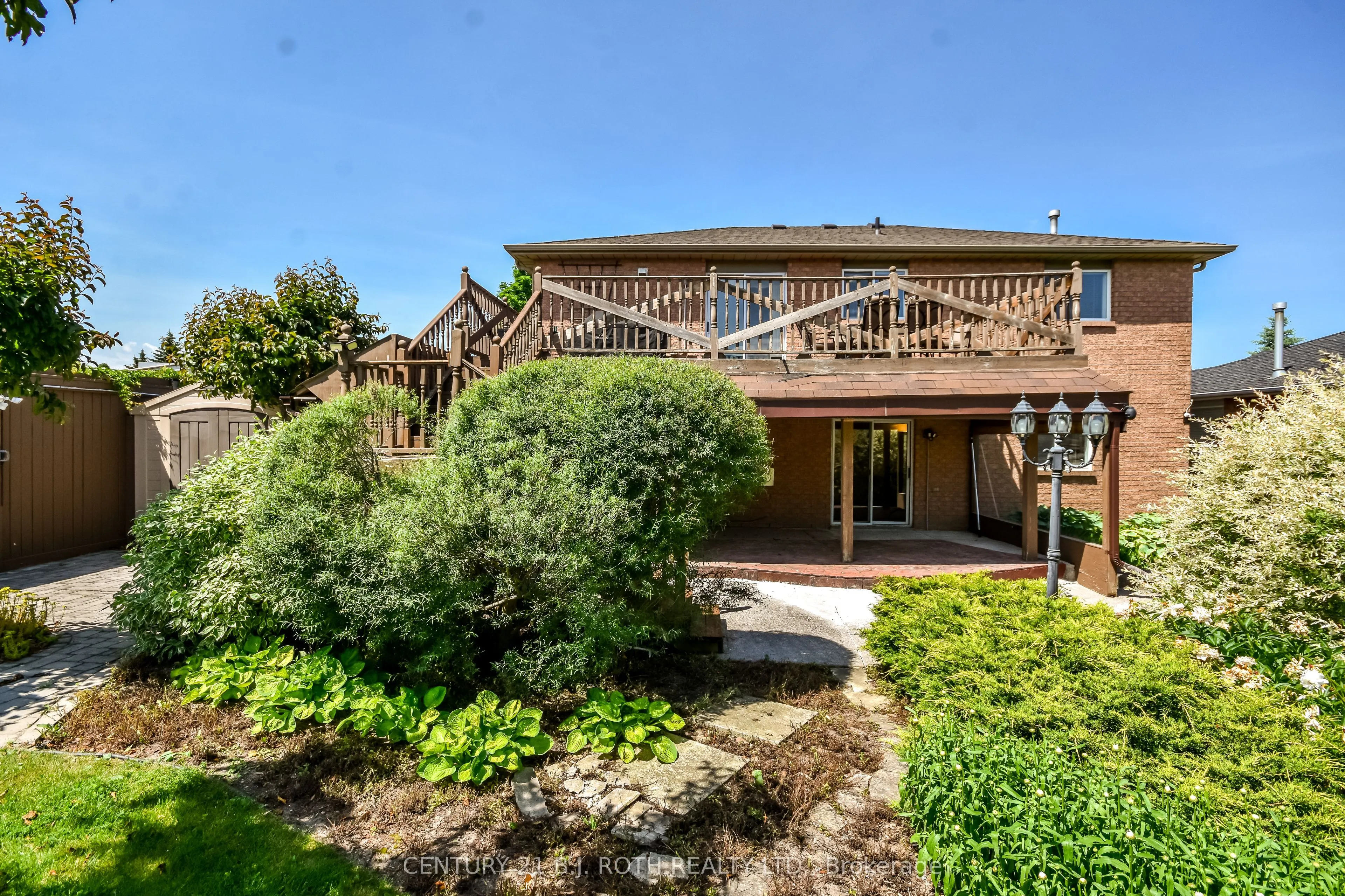 127 Golden Meadow Road