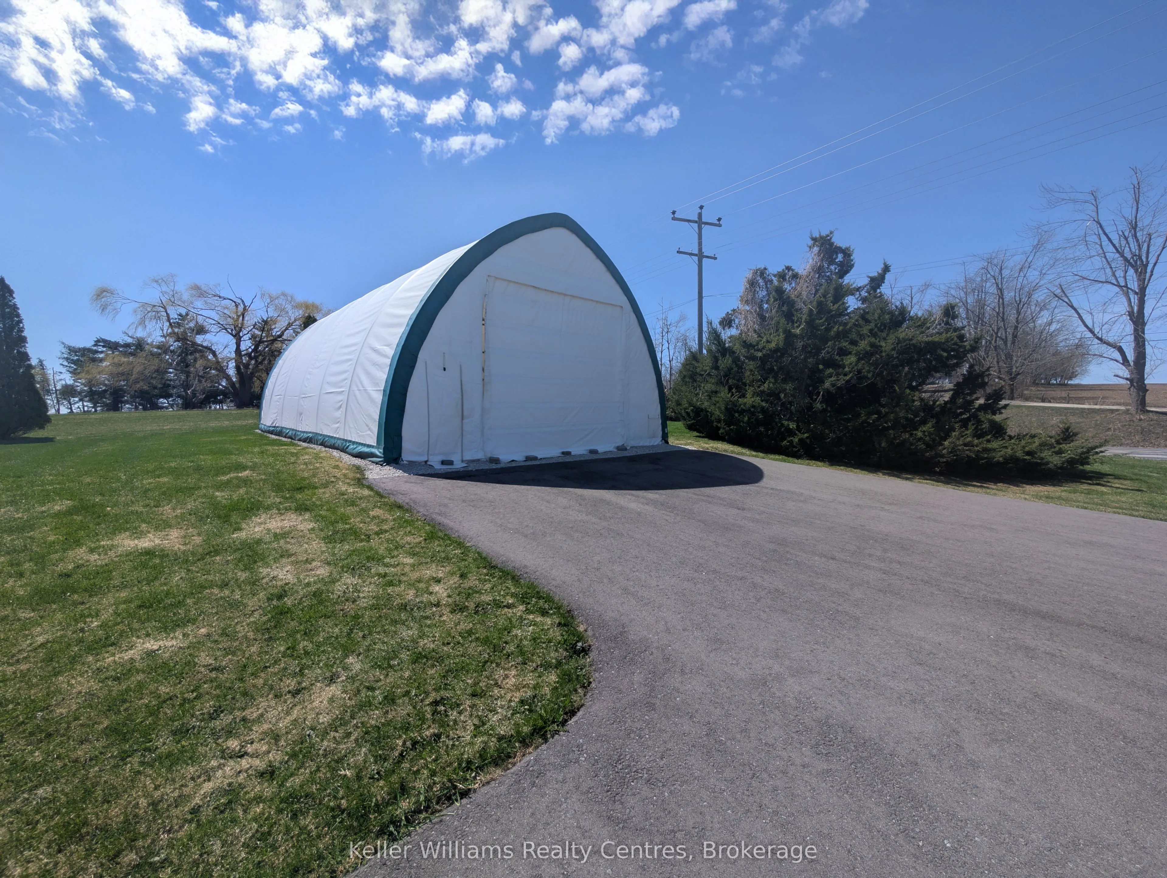 2219 County Rd 42