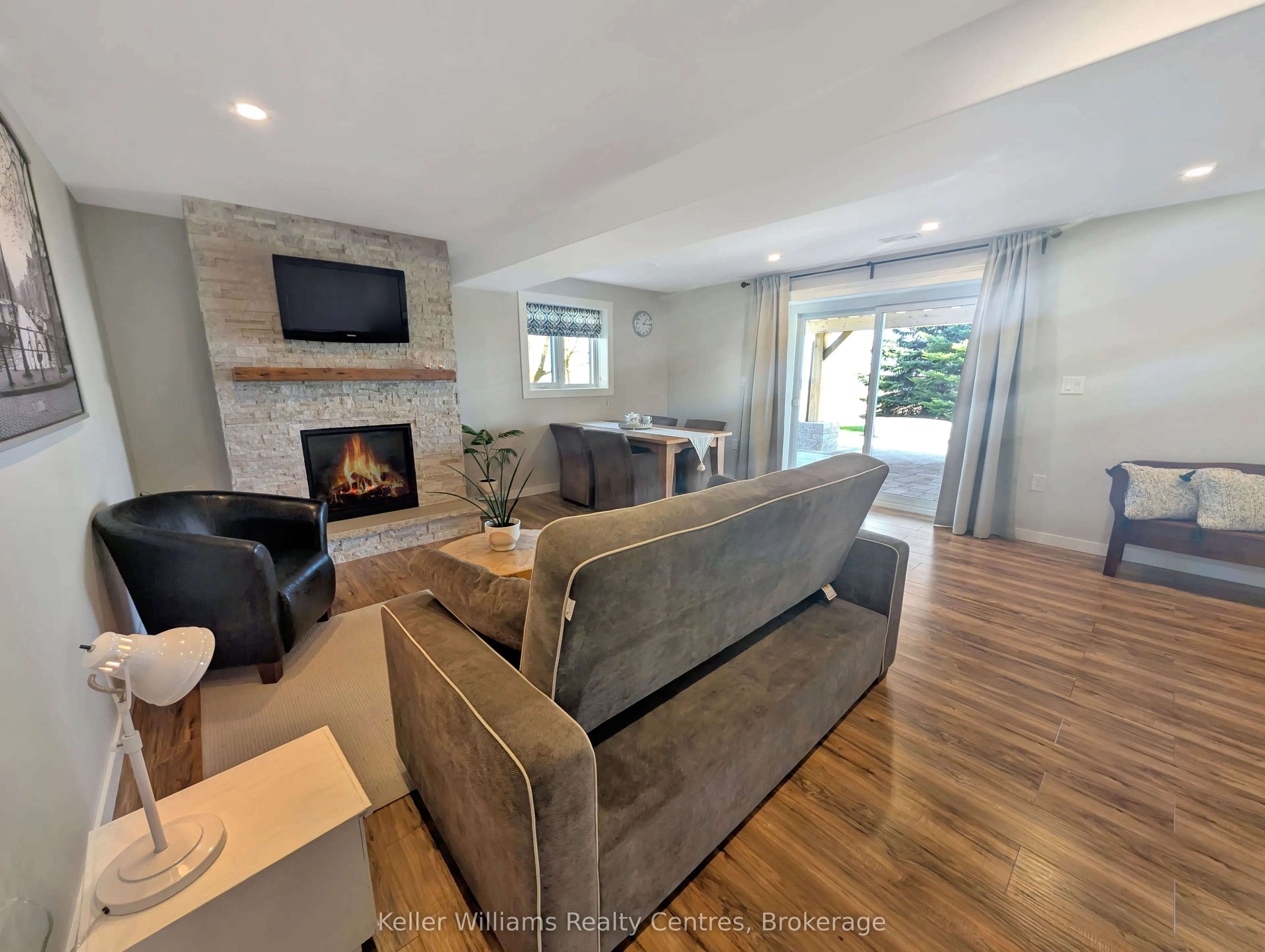 2219 County Rd 42