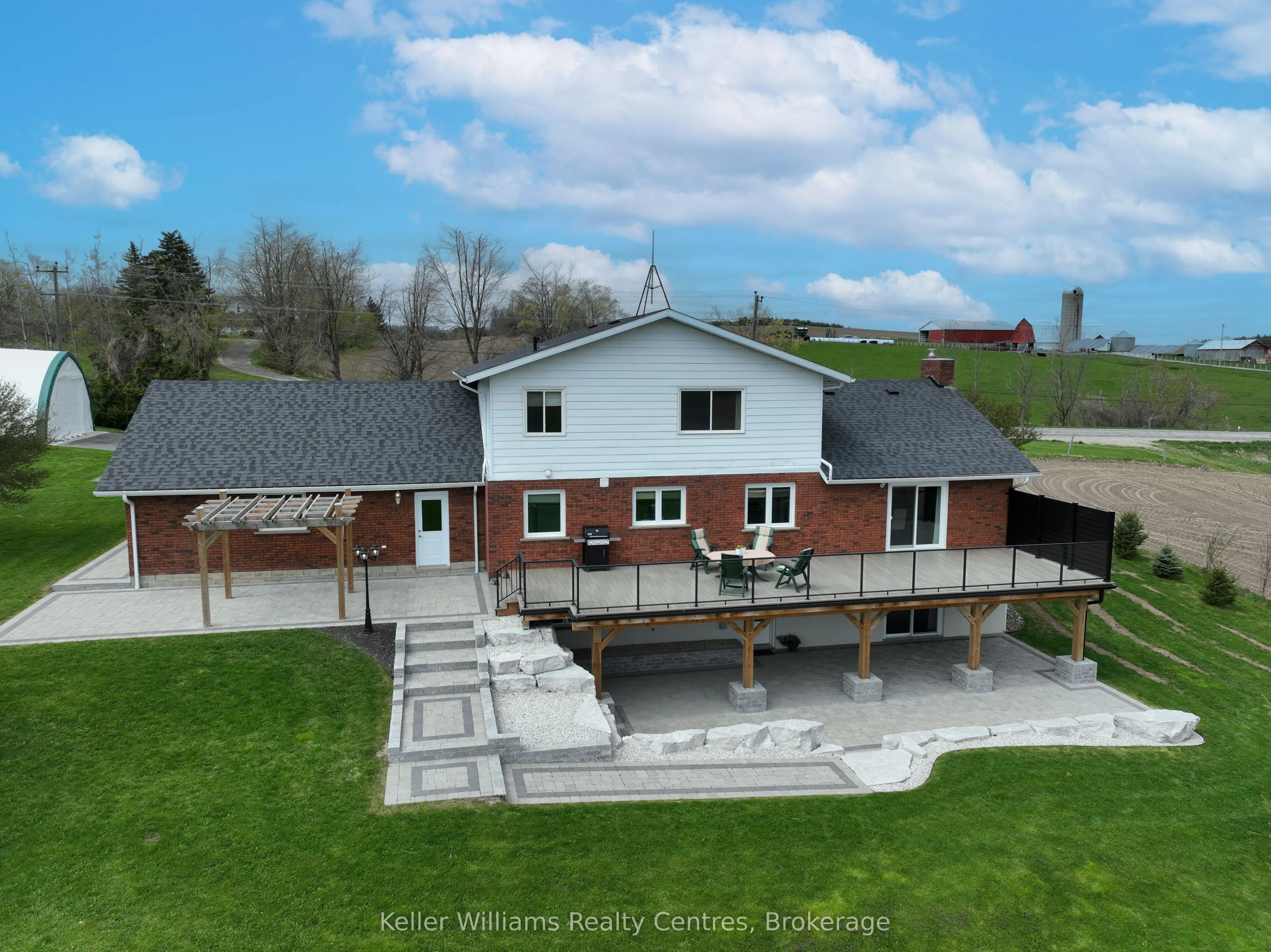 2219 County Rd 42