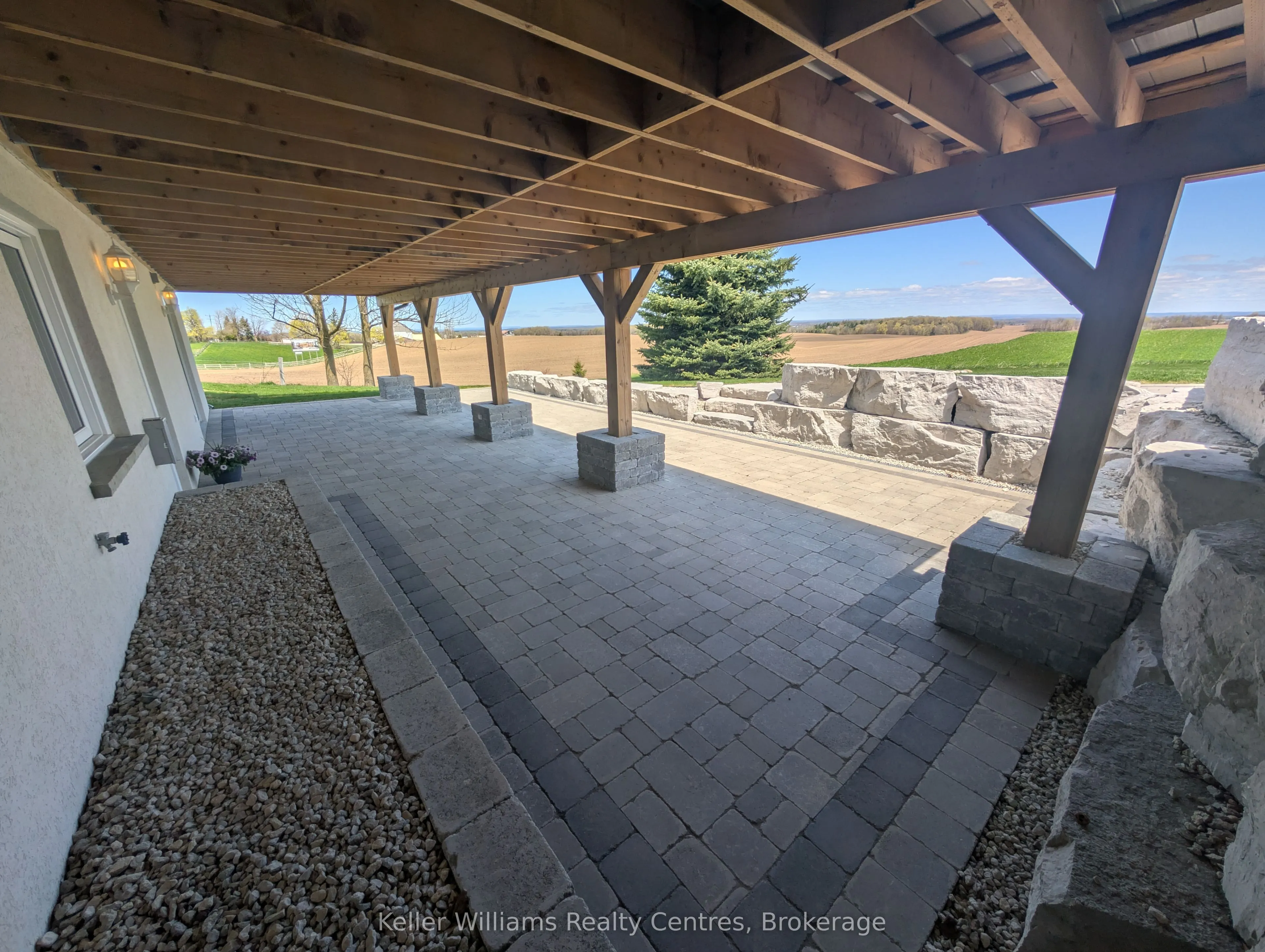 2219 County Rd 42