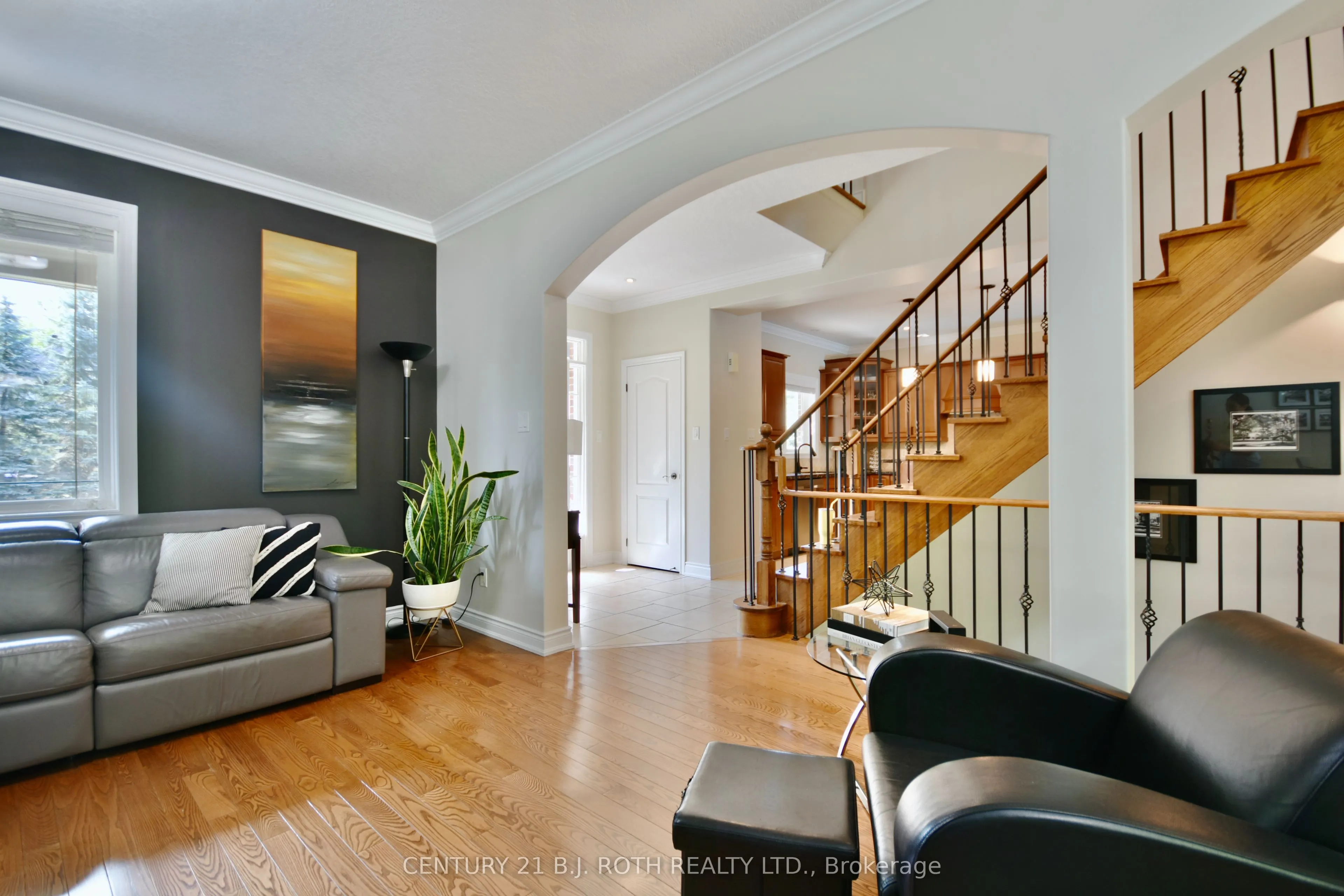 12 Lloyd Cook Drive E