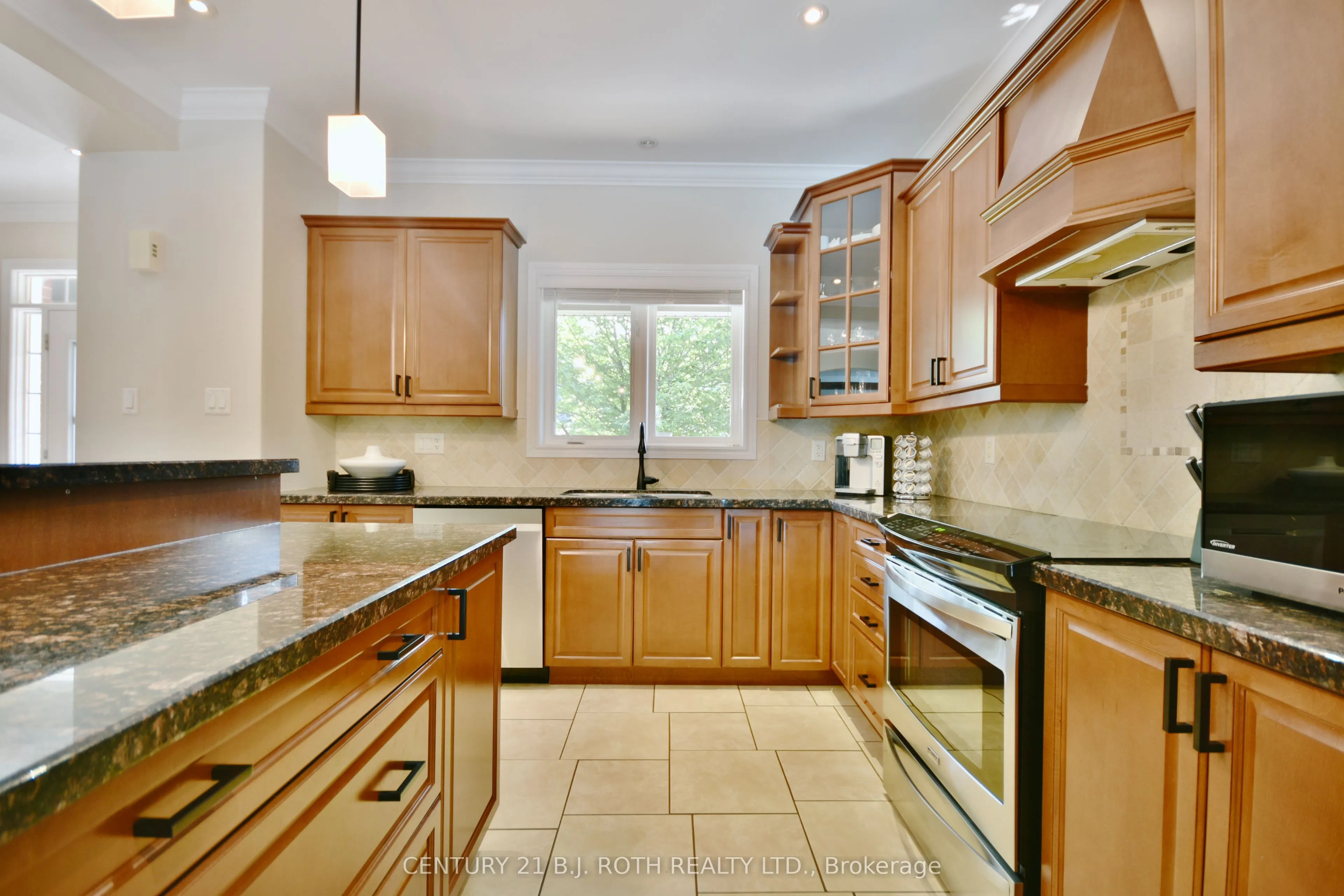 12 Lloyd Cook Drive E