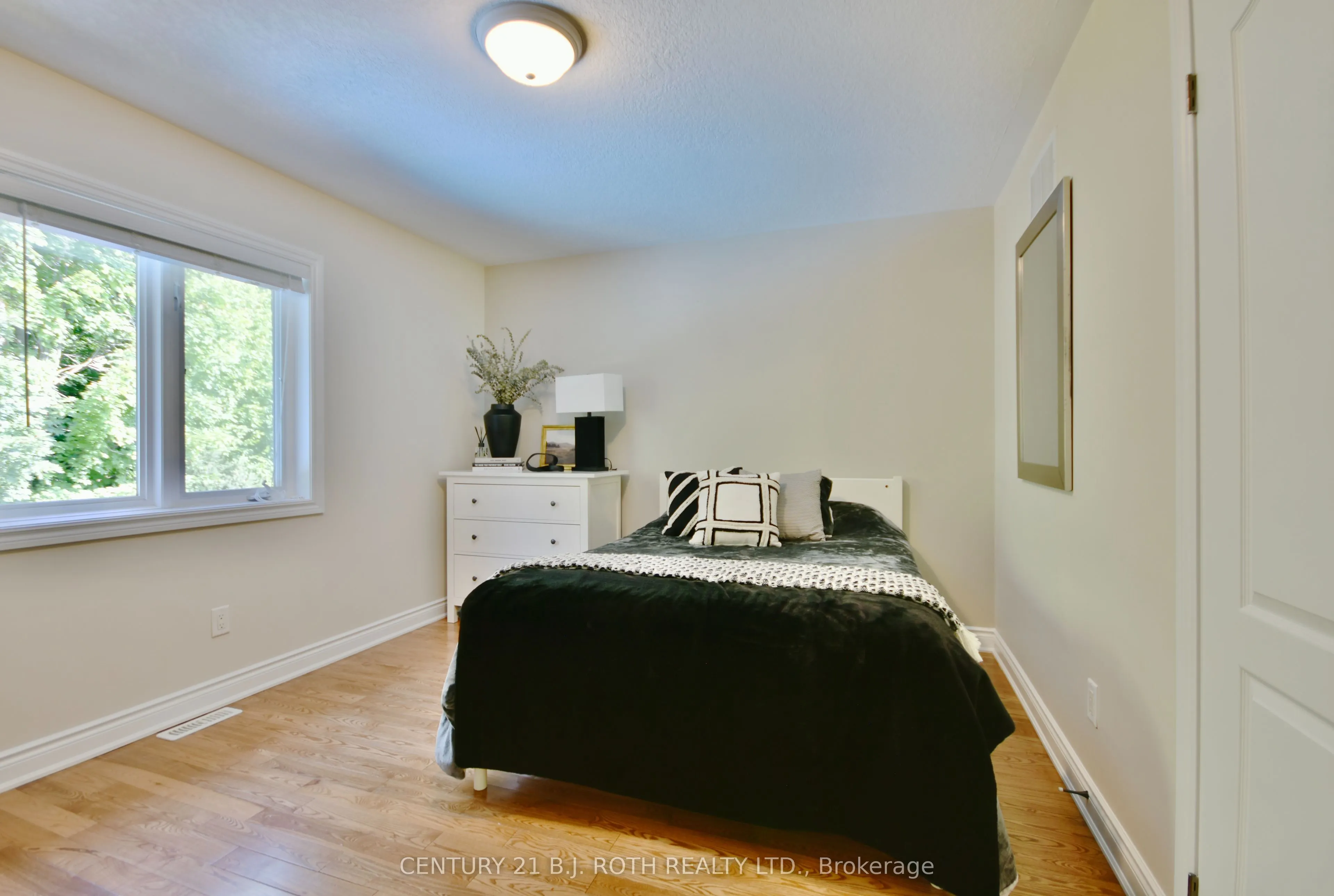 12 Lloyd Cook Drive E
