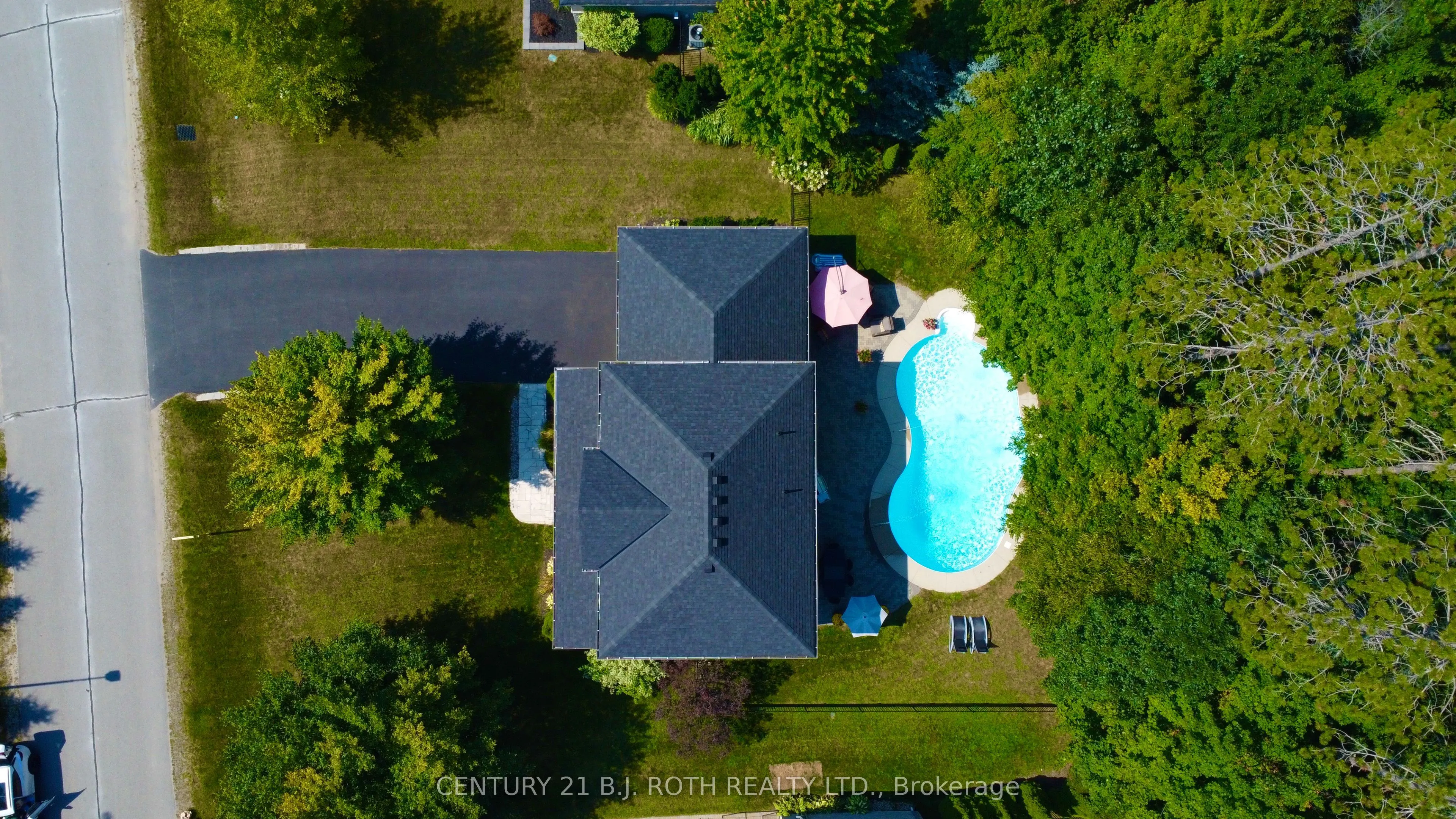 12 Lloyd Cook Drive E