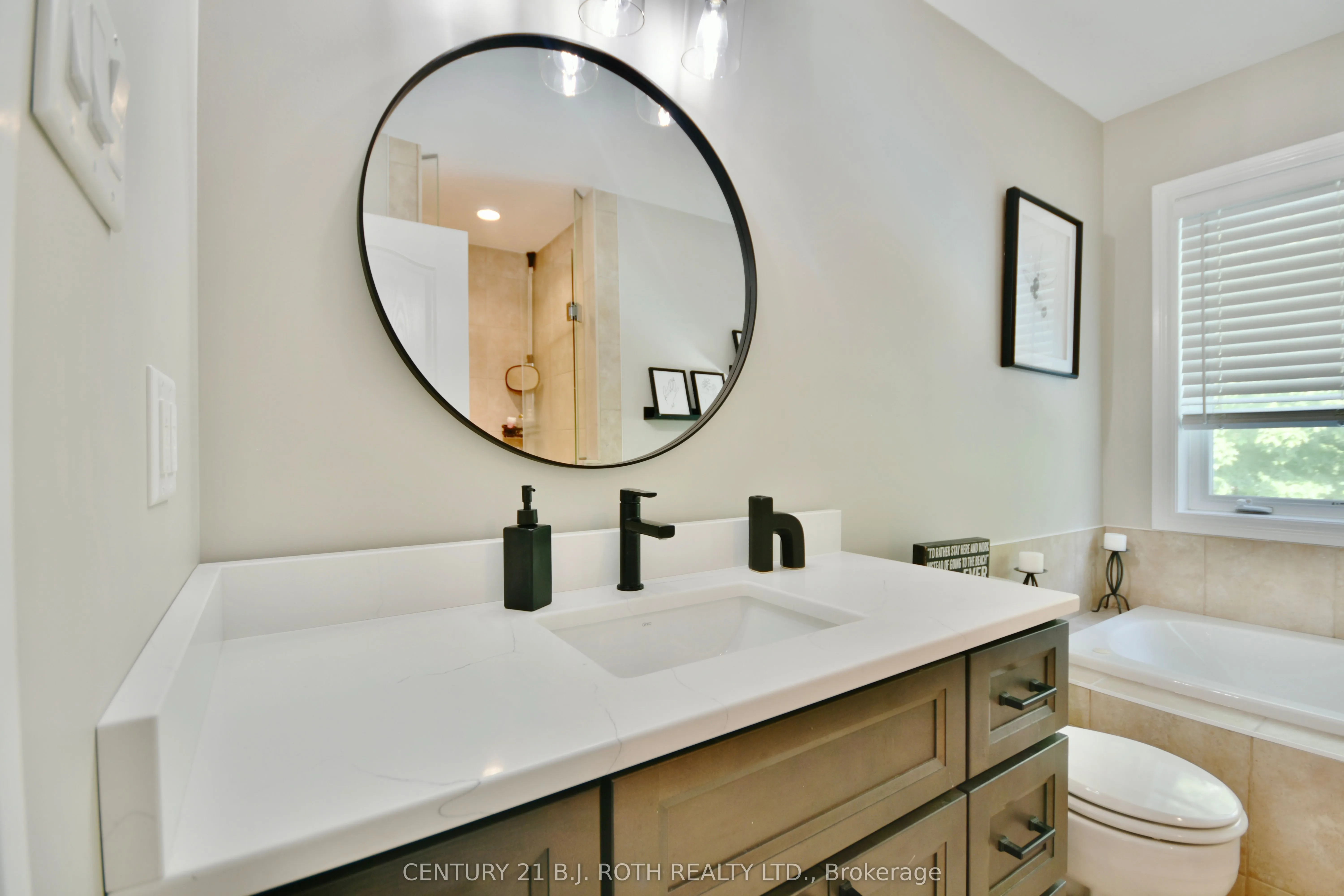 12 Lloyd Cook Drive E