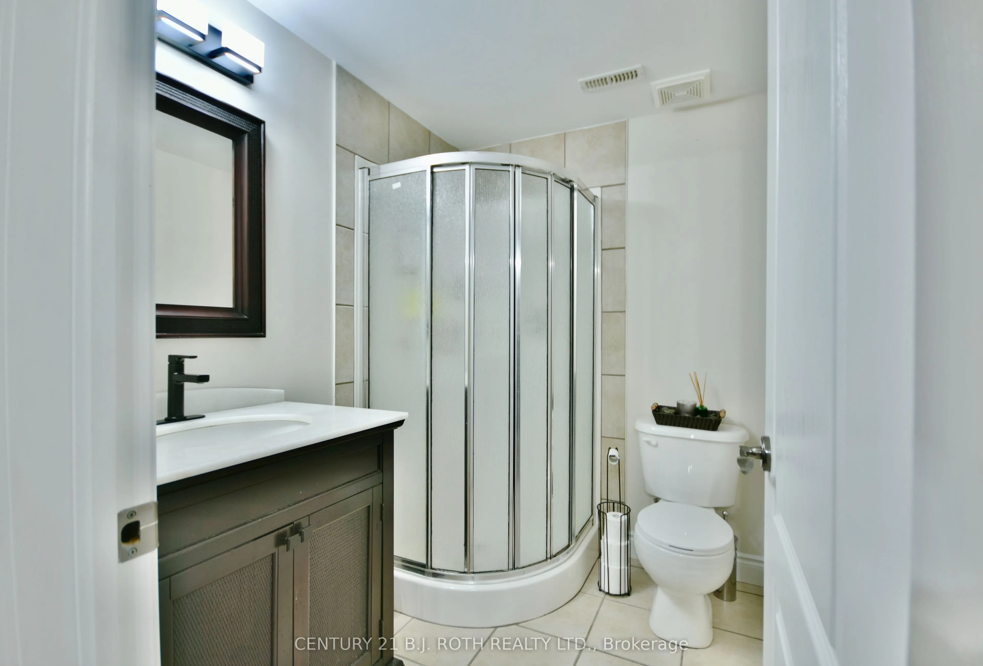 12 Lloyd Cook Drive E