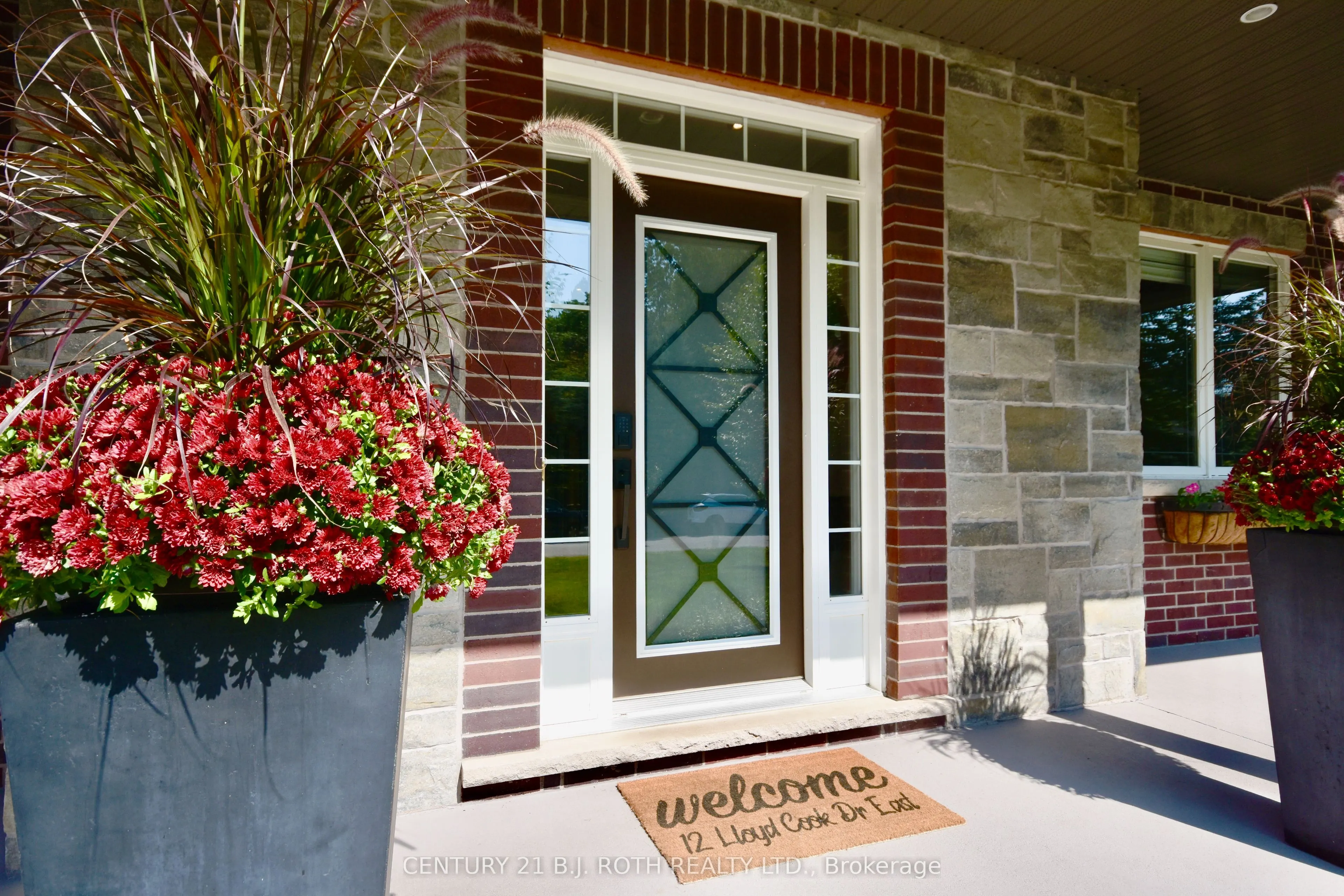12 Lloyd Cook Drive E