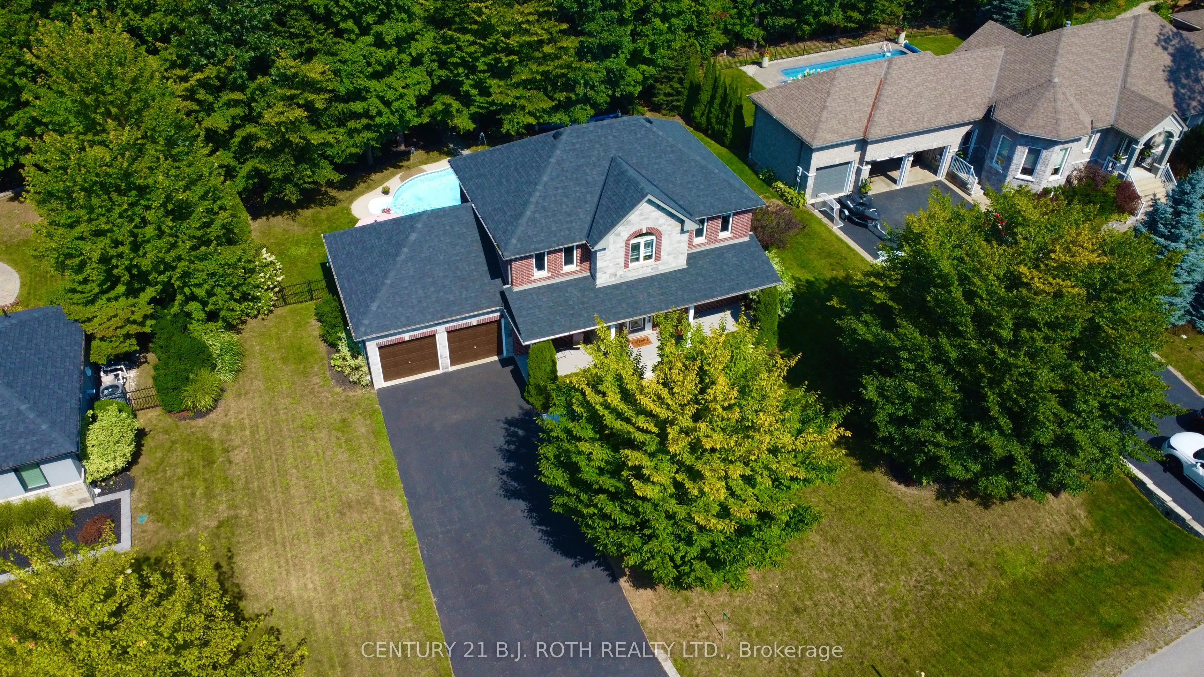 12 Lloyd Cook Drive E