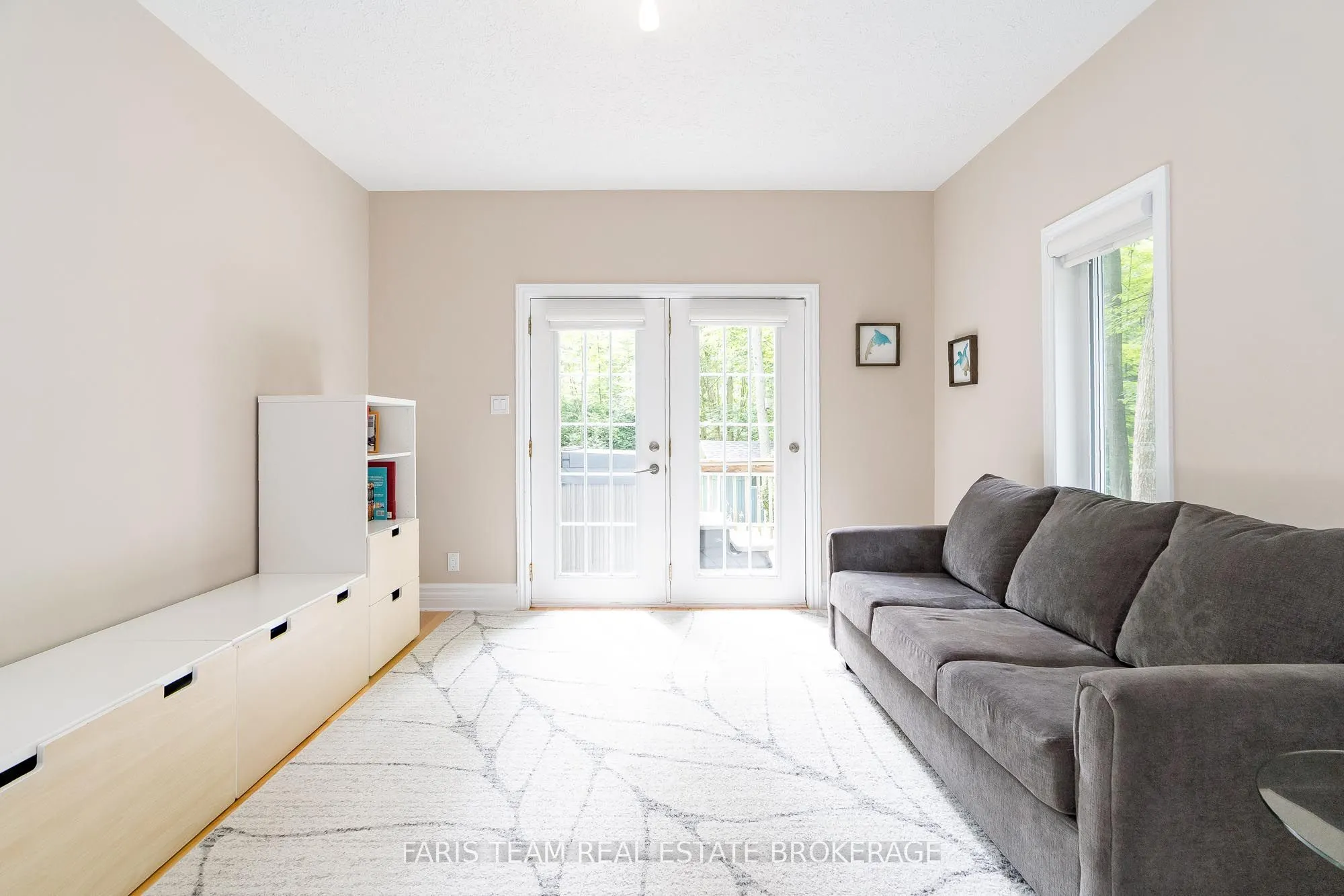 33 Kingfisher Crescent