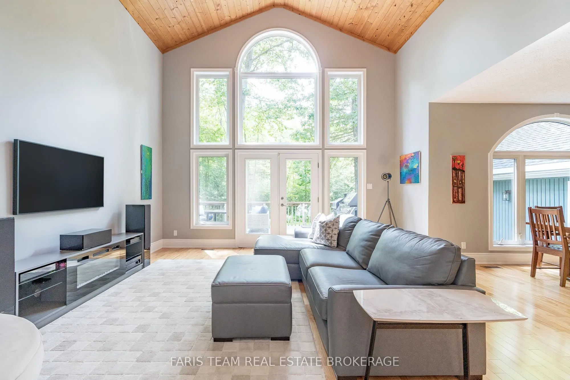 33 Kingfisher Crescent