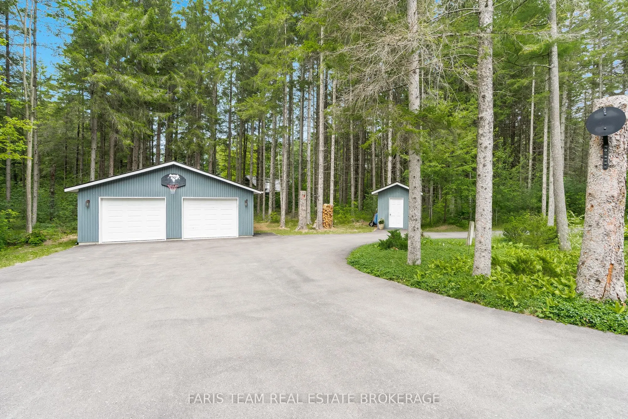 33 Kingfisher Crescent