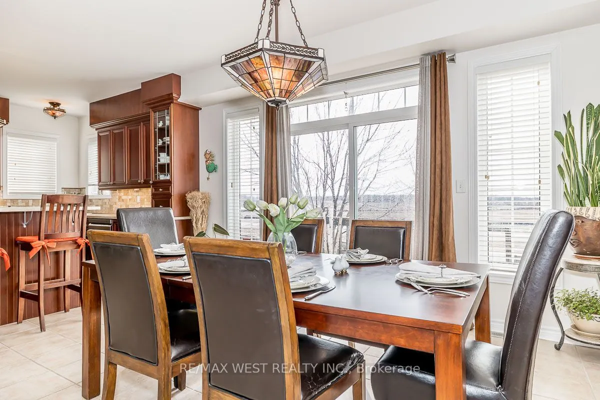 118 Succession Crescent