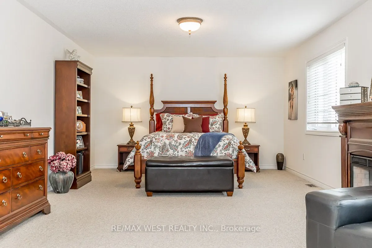 118 Succession Crescent