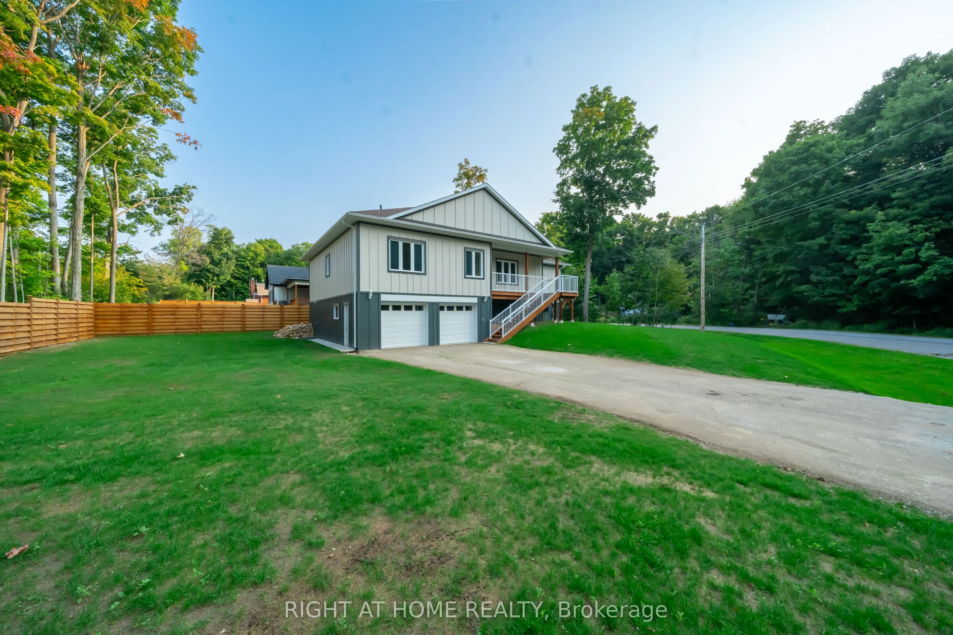 50 Breithaupt Crescent