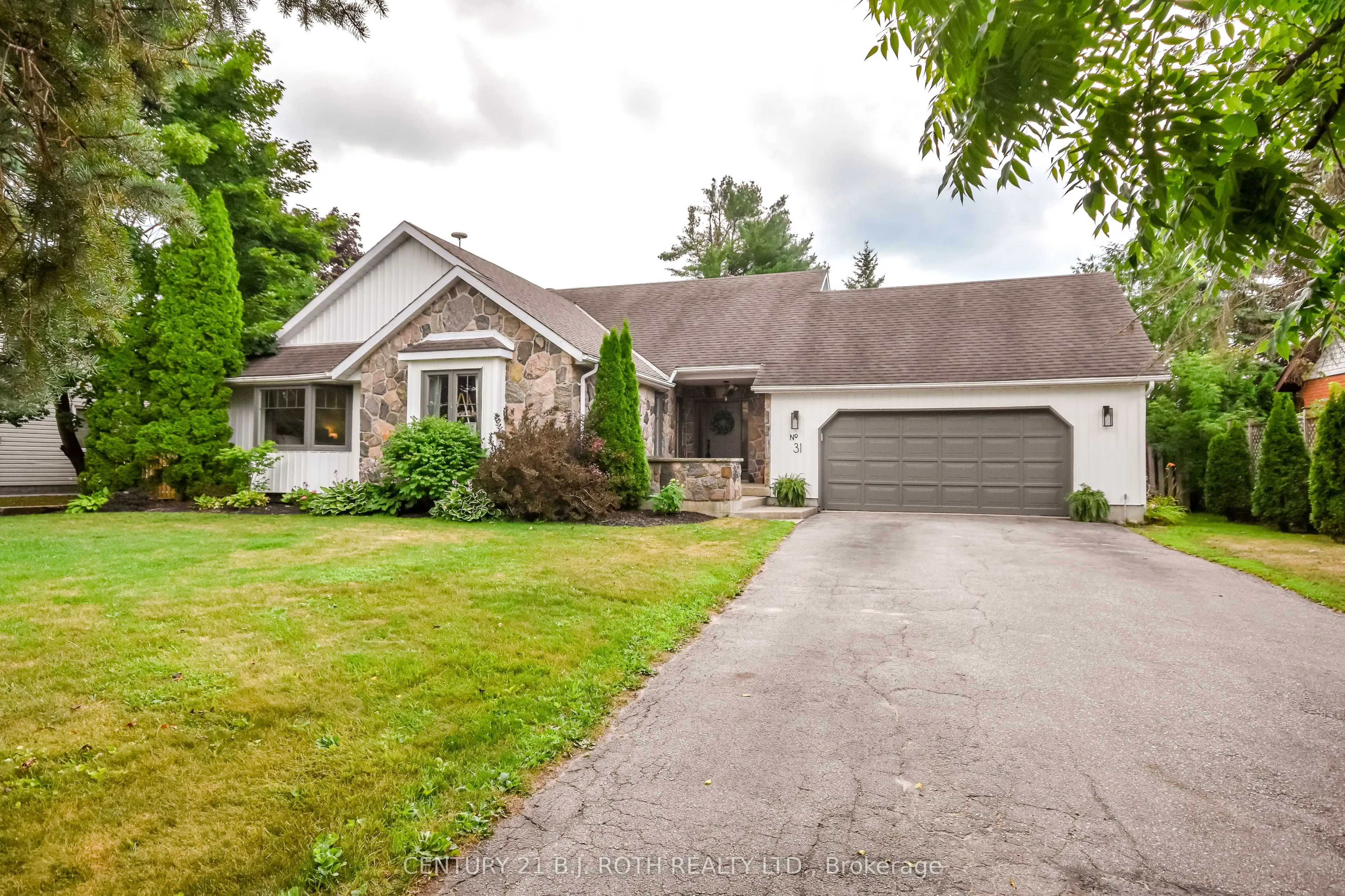 31 Howard Drive