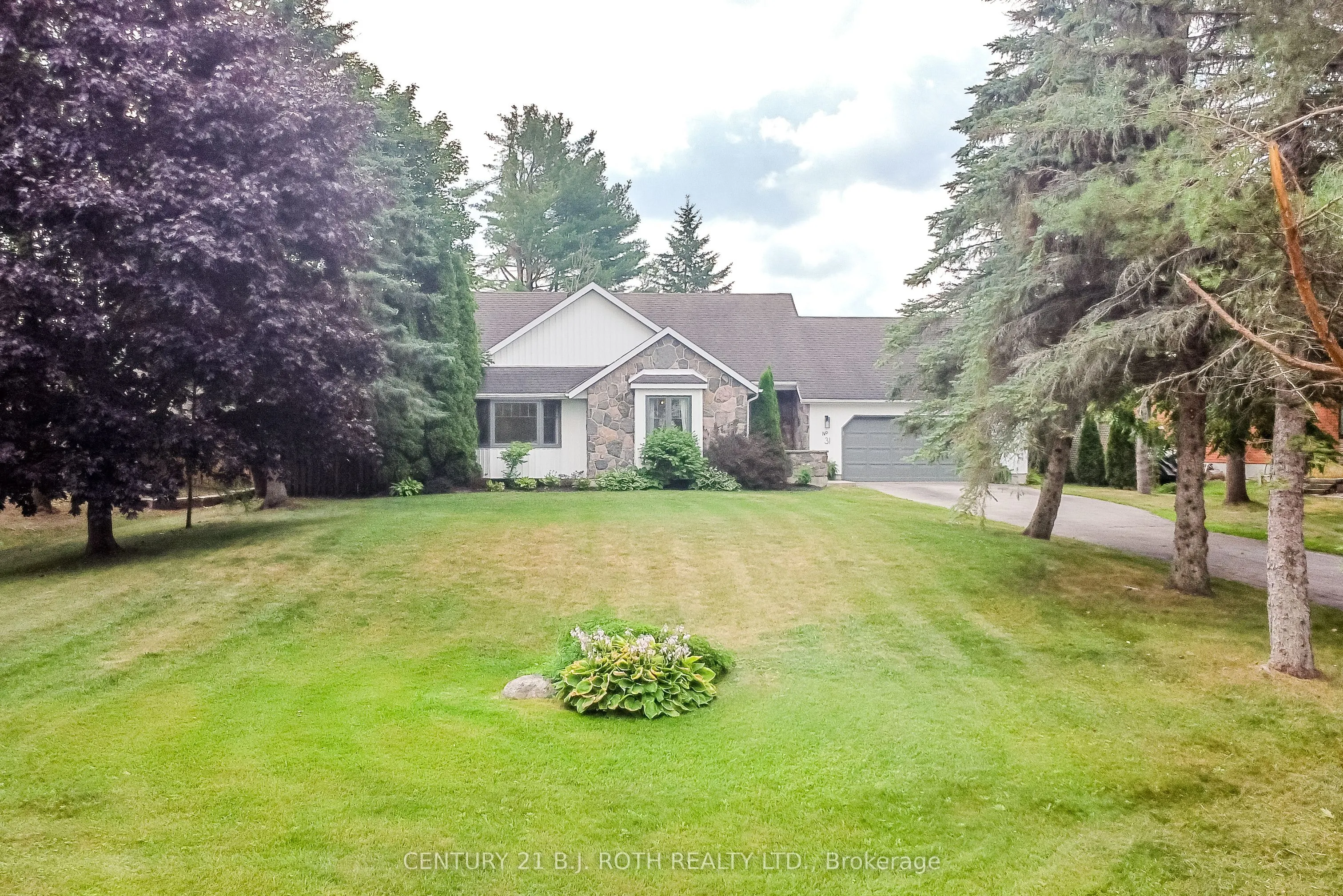 31 Howard Drive