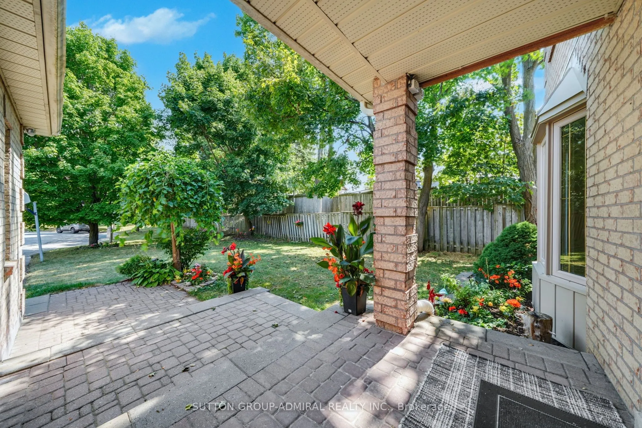 6 Milne Court
