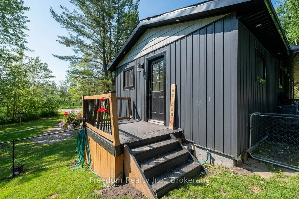1216 Kitchen Side Road