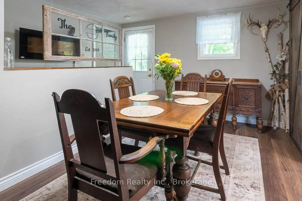 1216 Kitchen Side Road