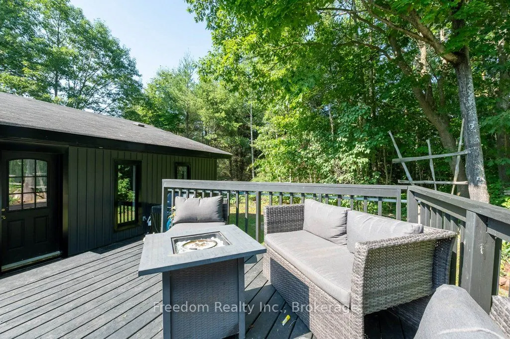 1216 Kitchen Side Road