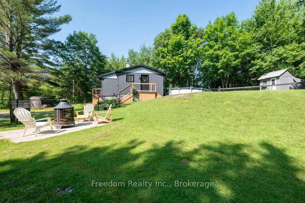 1216 Kitchen Side Road