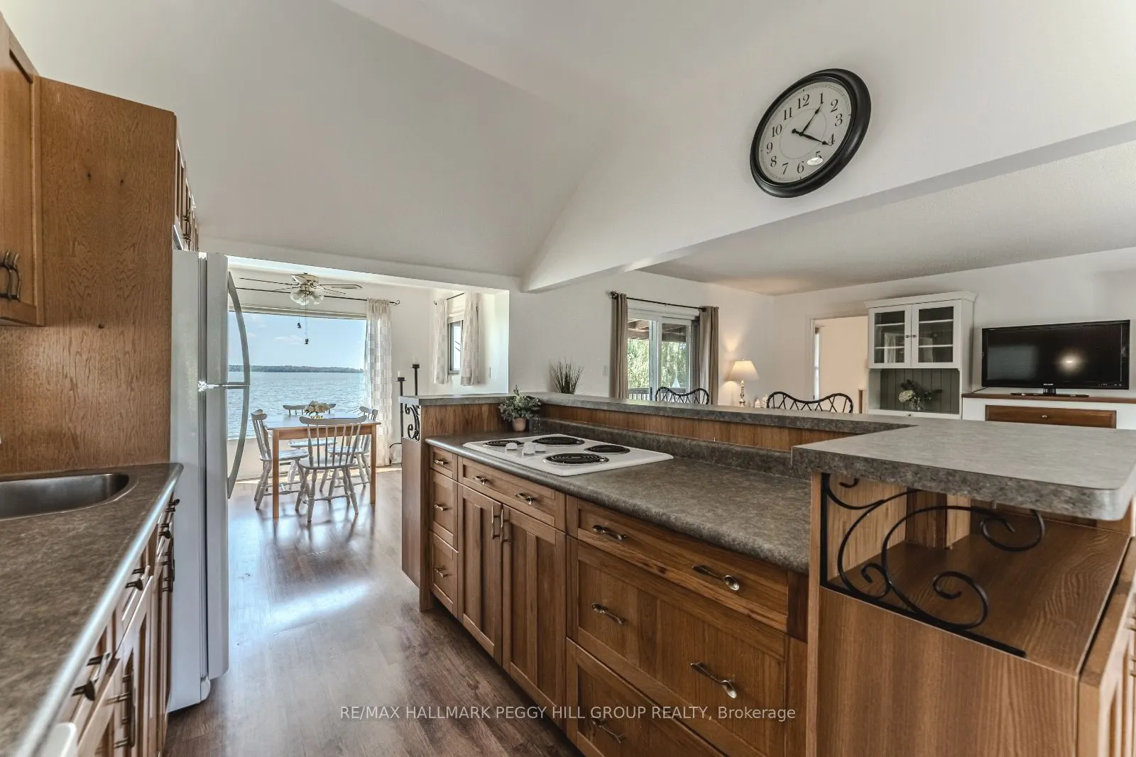 5580 Penetanguishene Road