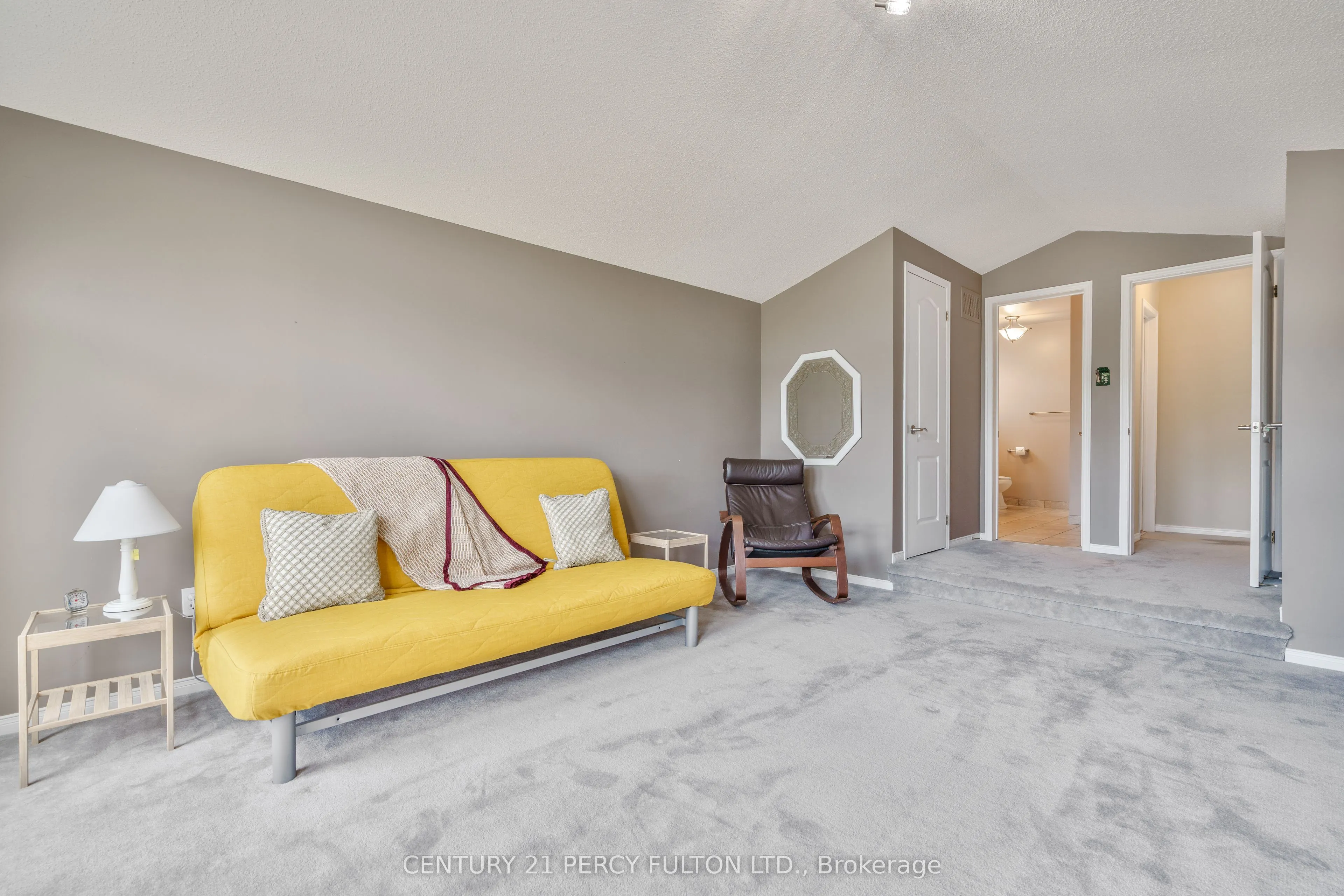 54 Cityview Circle