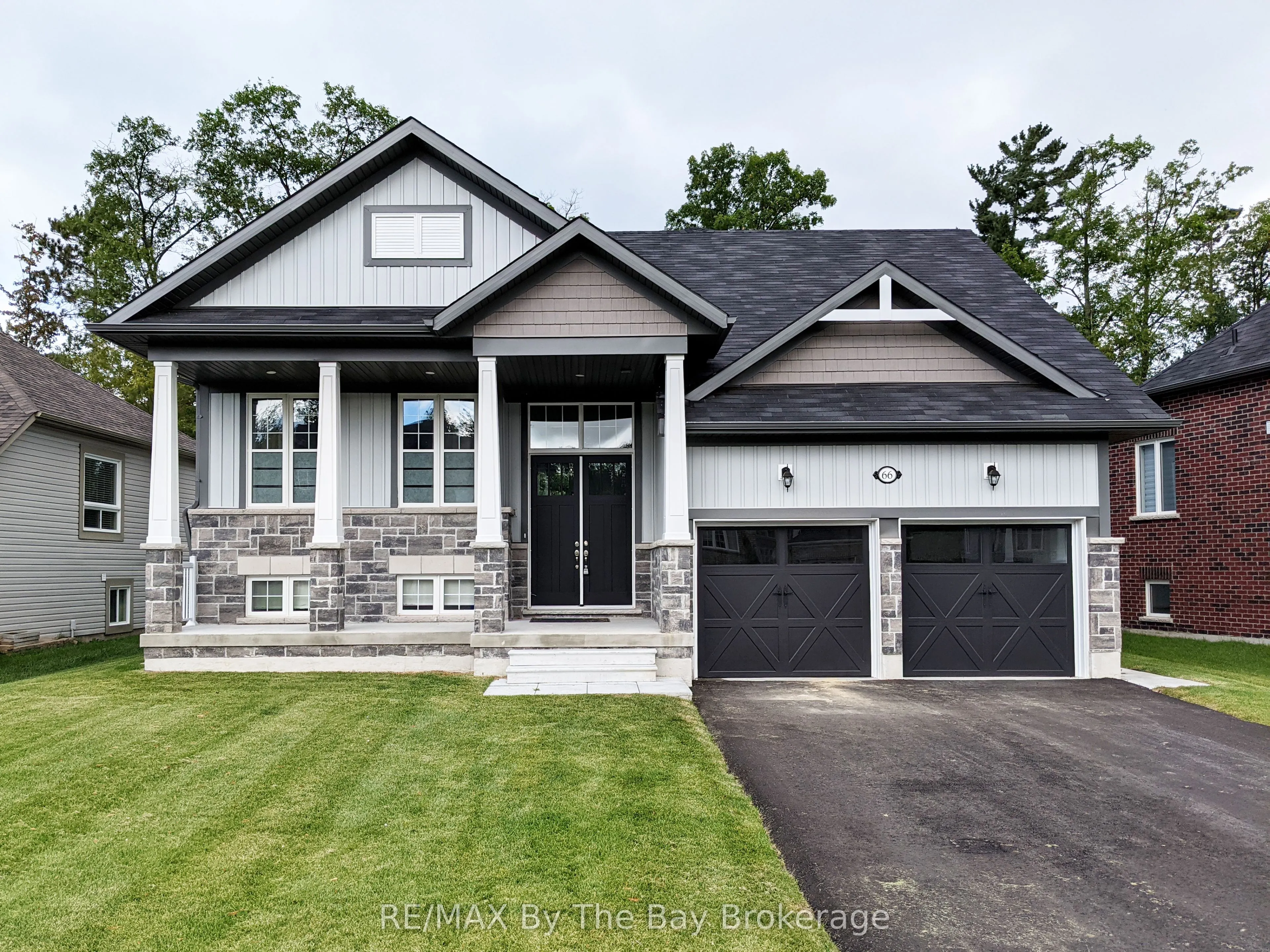 66 Regina Boulevard, #Lower Level