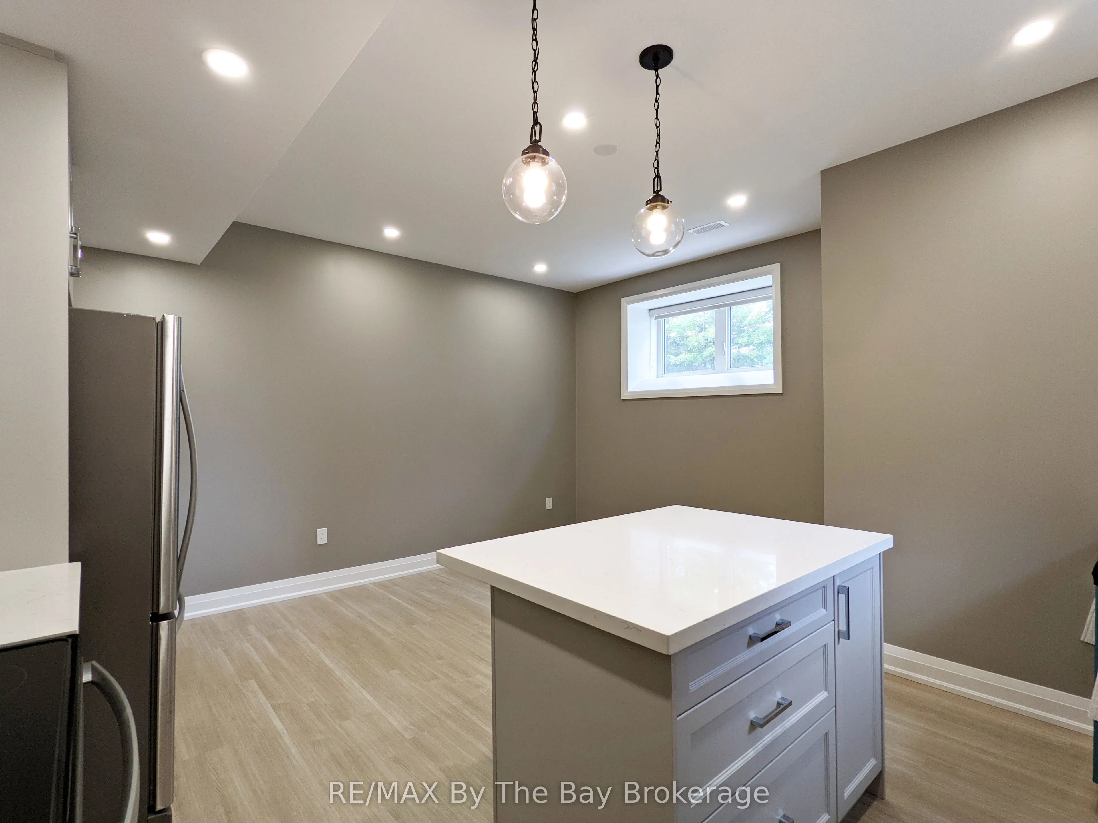 66 Regina Boulevard, #Lower Level