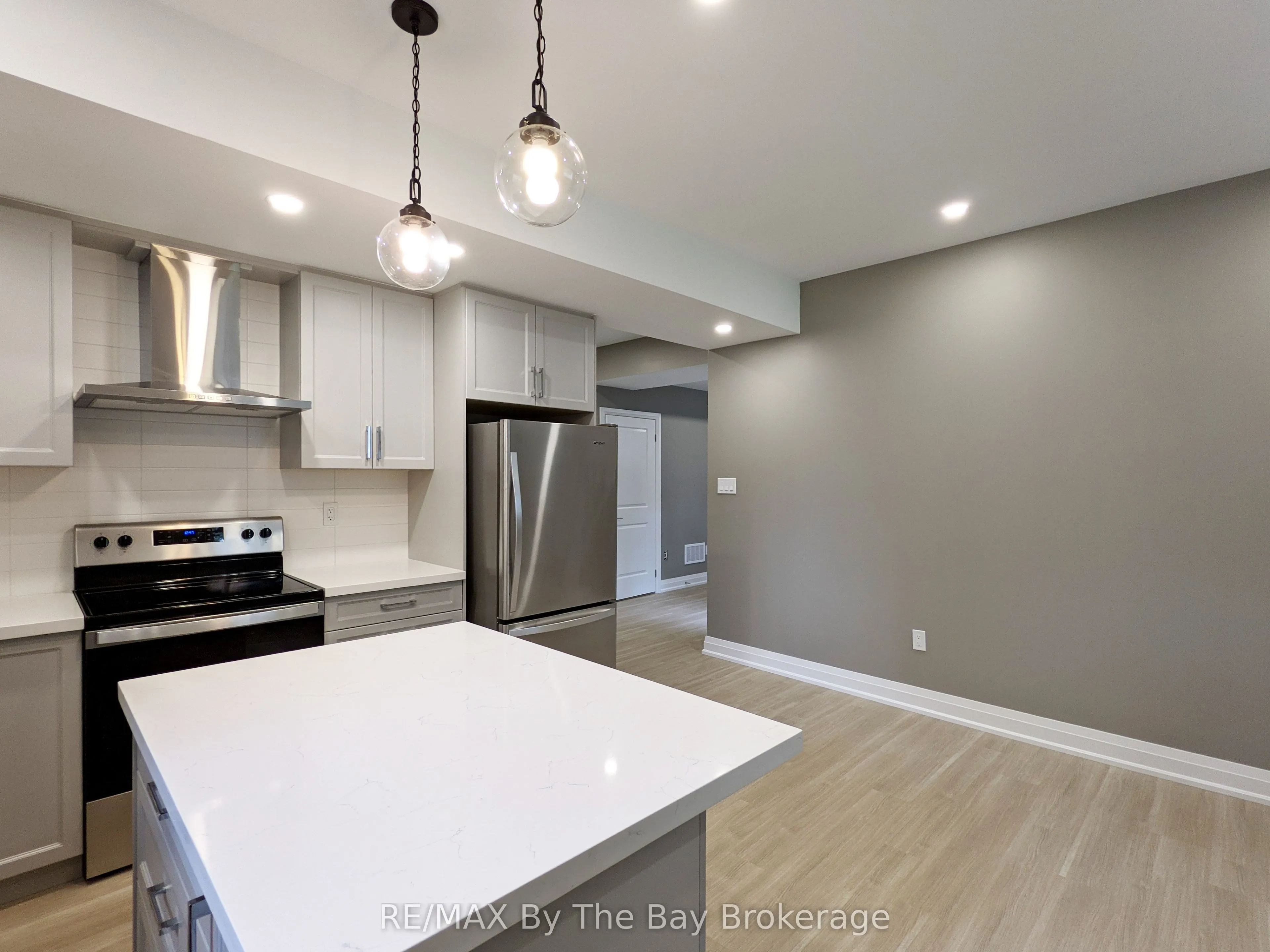 66 Regina Boulevard, #Lower Level
