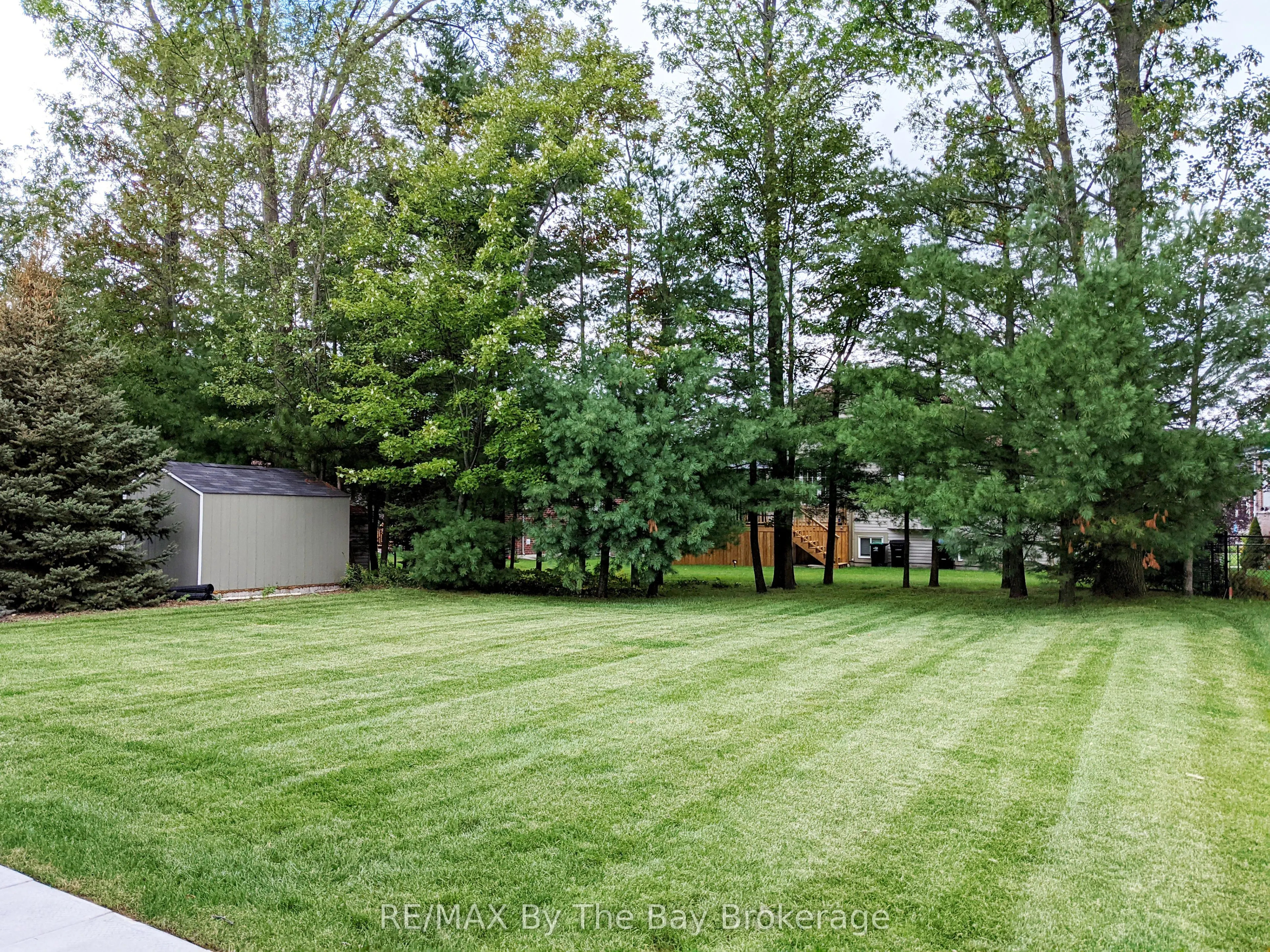 66 Regina Boulevard, #Lower Level
