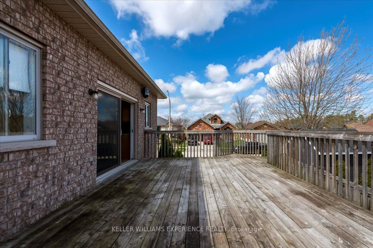33 Primrose Crescent