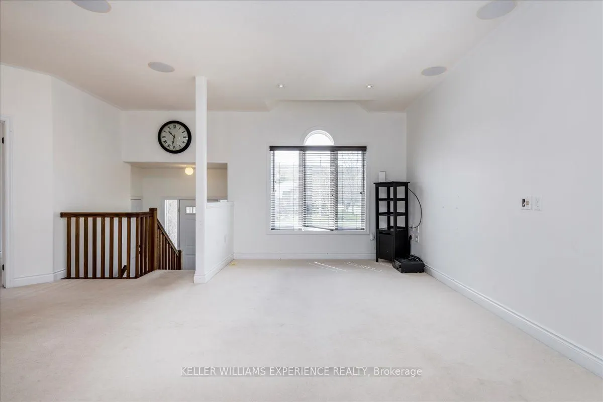 33 Primrose Crescent