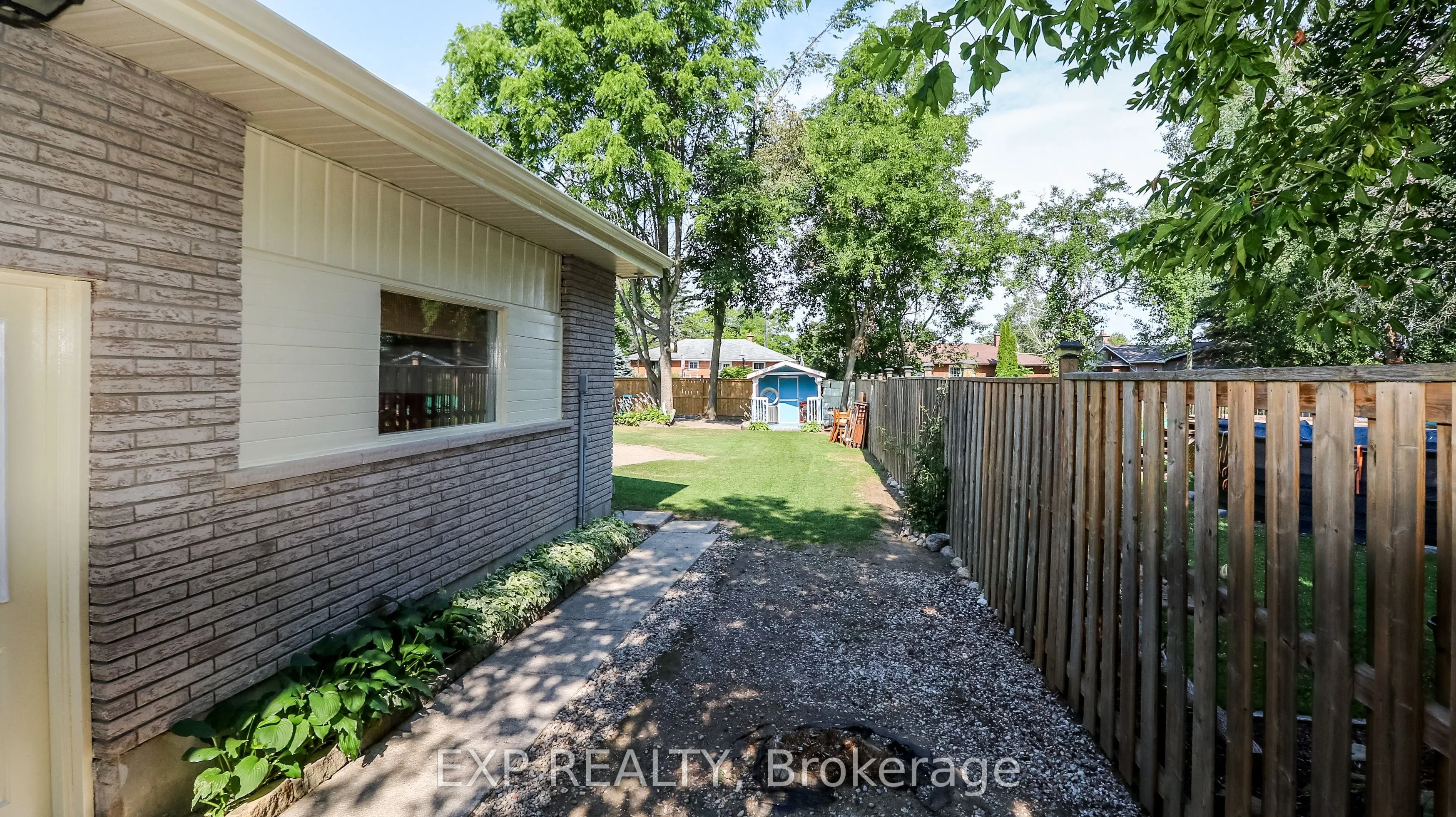 218 Jephson Street