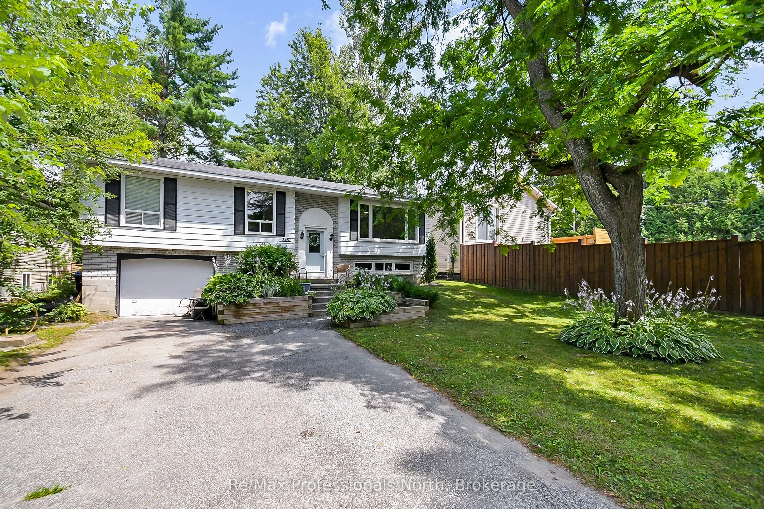 3457 Bayou Road